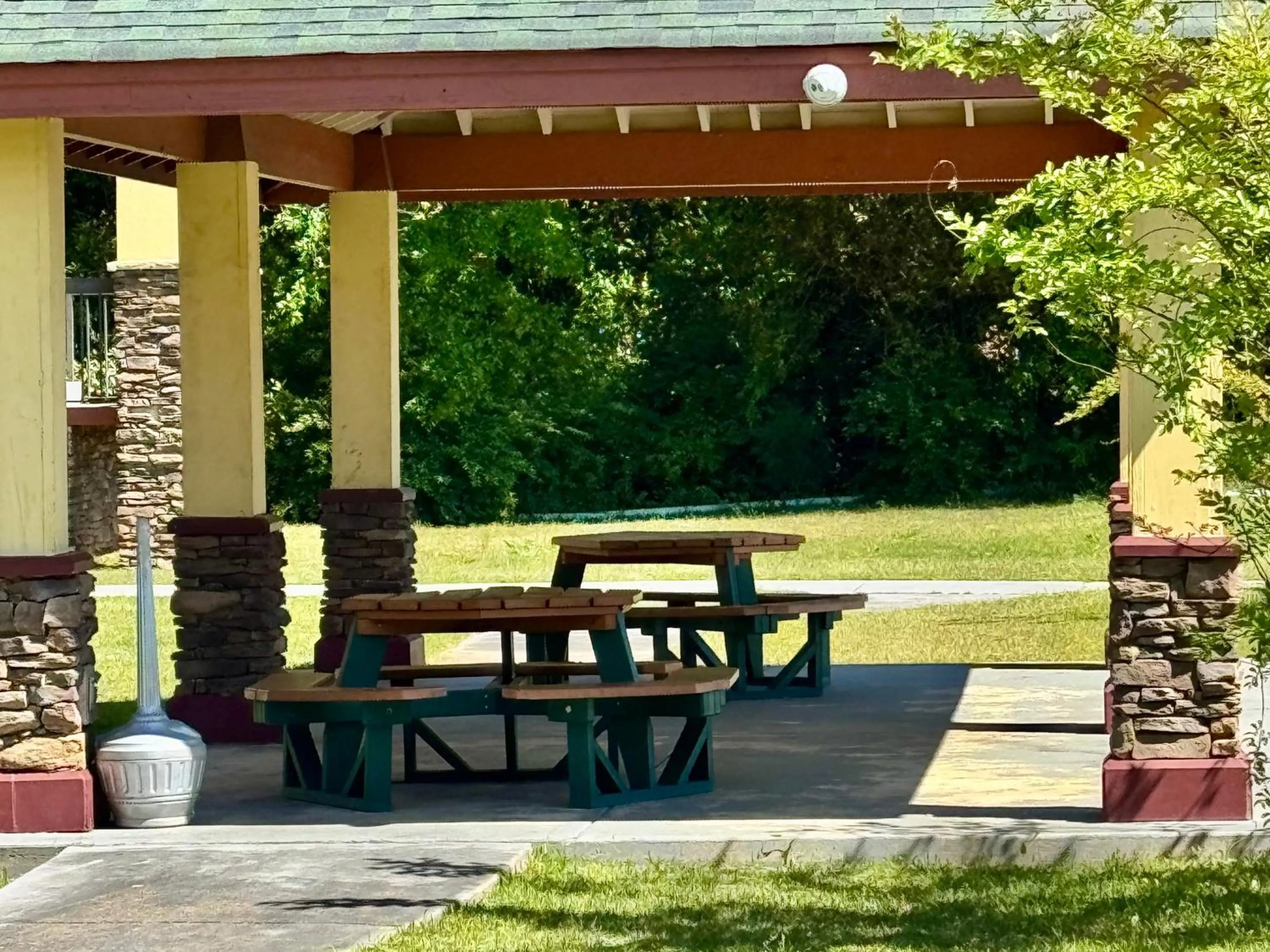 Area and facilities in OYO Hotel Phenix City