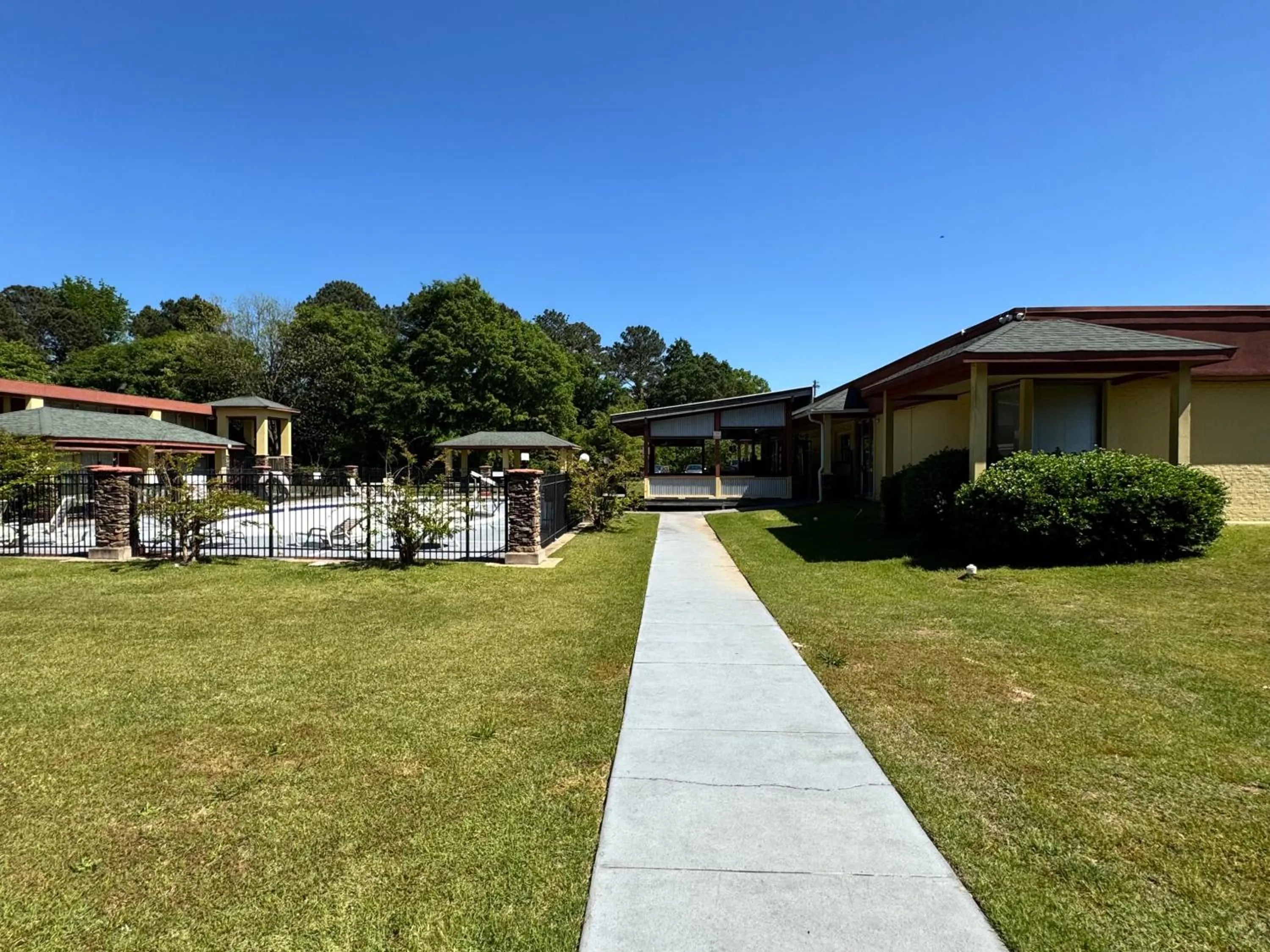 Area and facilities in OYO Hotel Phenix City