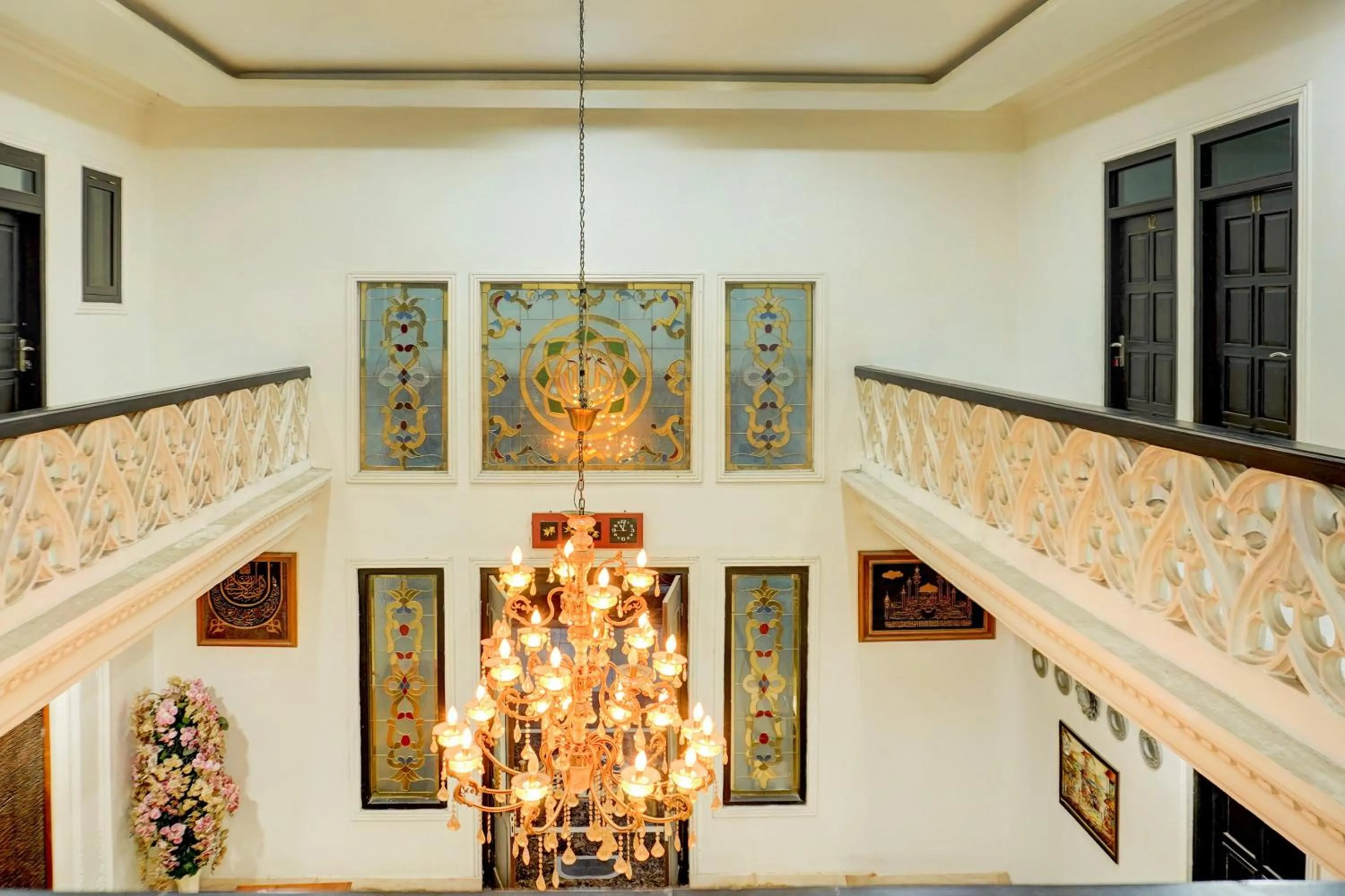 Lobby or reception in Hotel O Stasiun Cirebon Kejaksan Near Alun Alun Cirebon Formerly Family Homestay