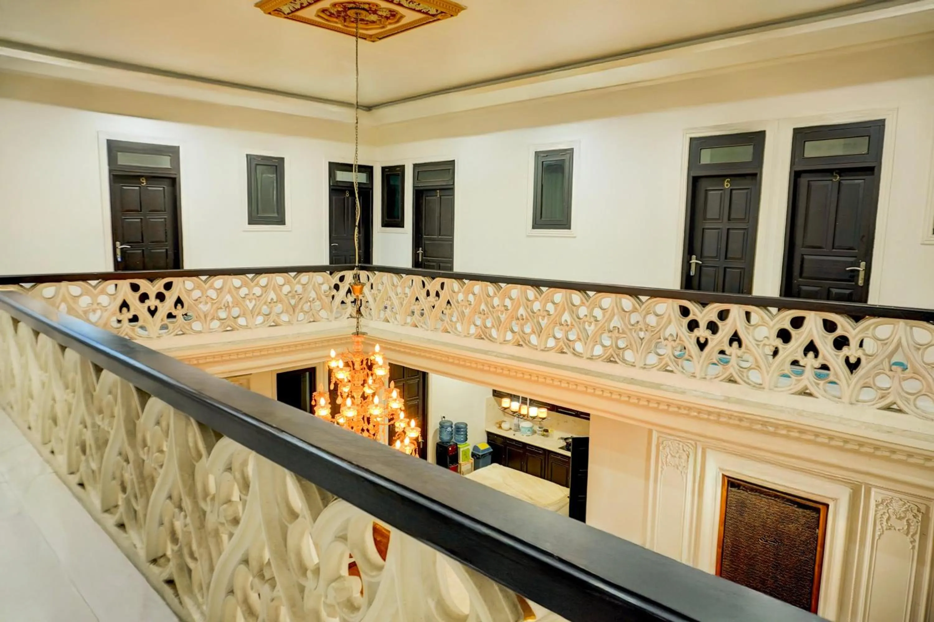 Lobby or reception in Hotel O Stasiun Cirebon Kejaksan Near Alun Alun Cirebon Formerly Family Homestay