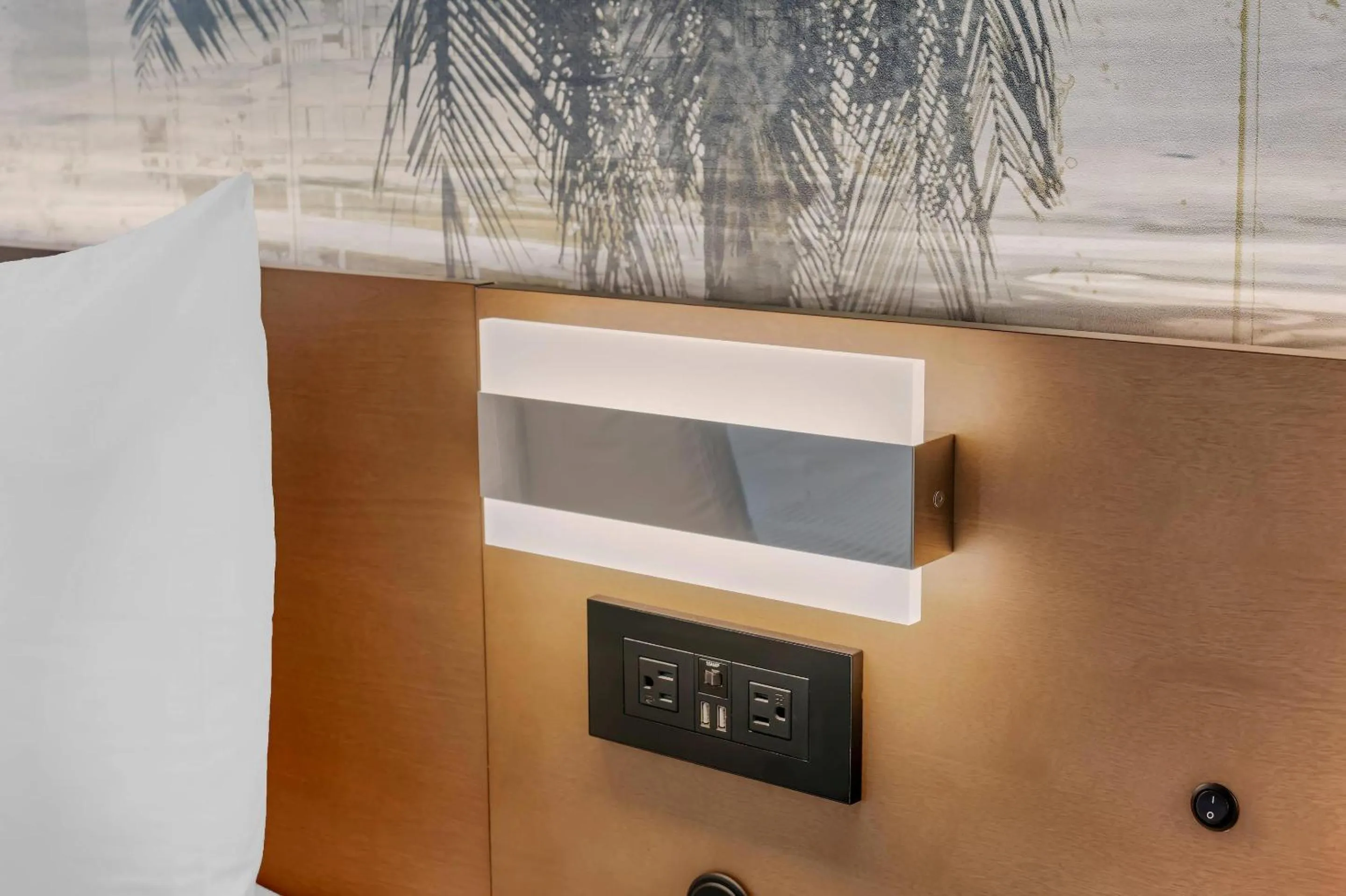 Bedroom in Cambria Hotel Tampa-Brandon