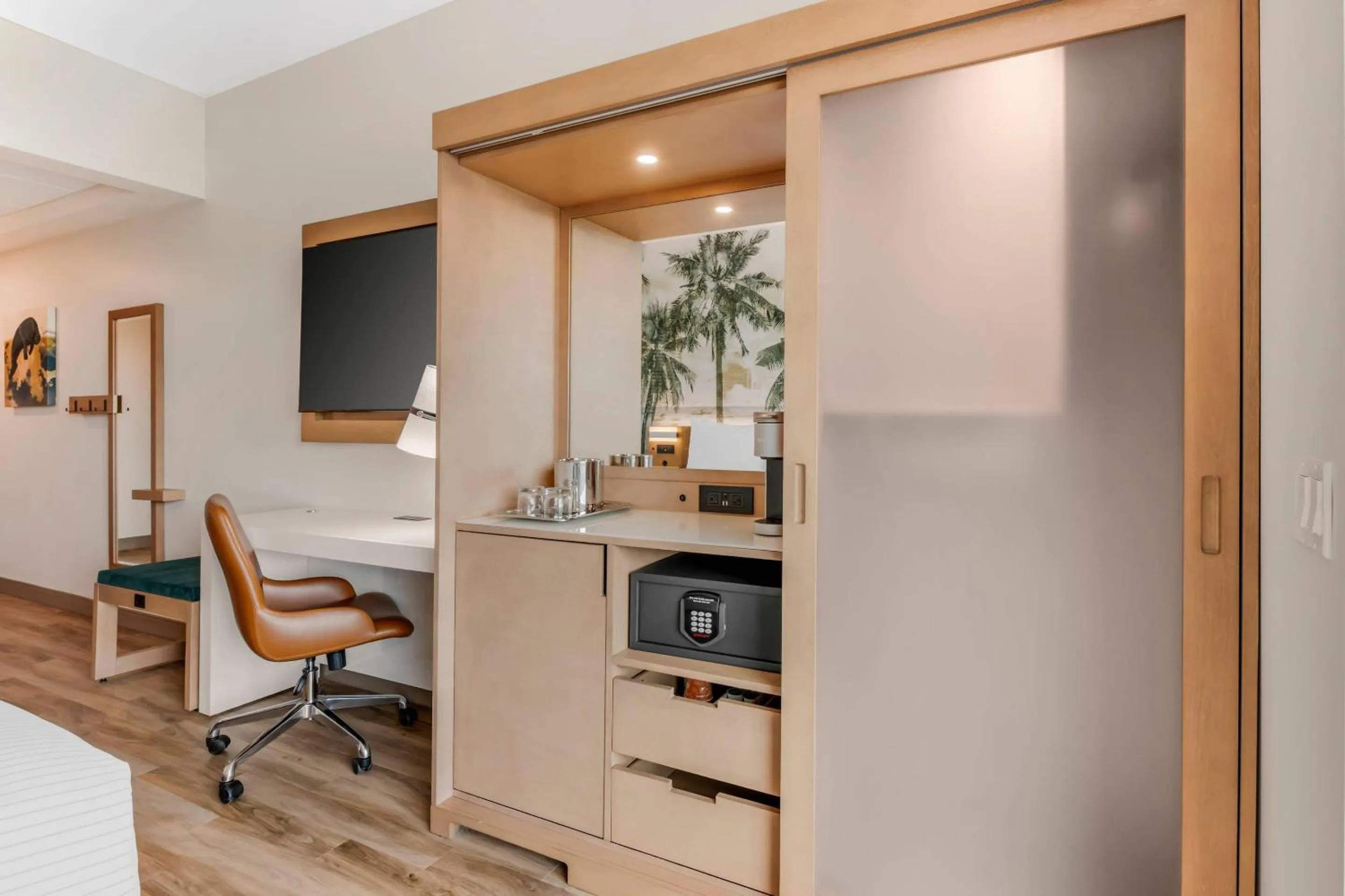 Bedroom in Cambria Hotel Tampa-Brandon