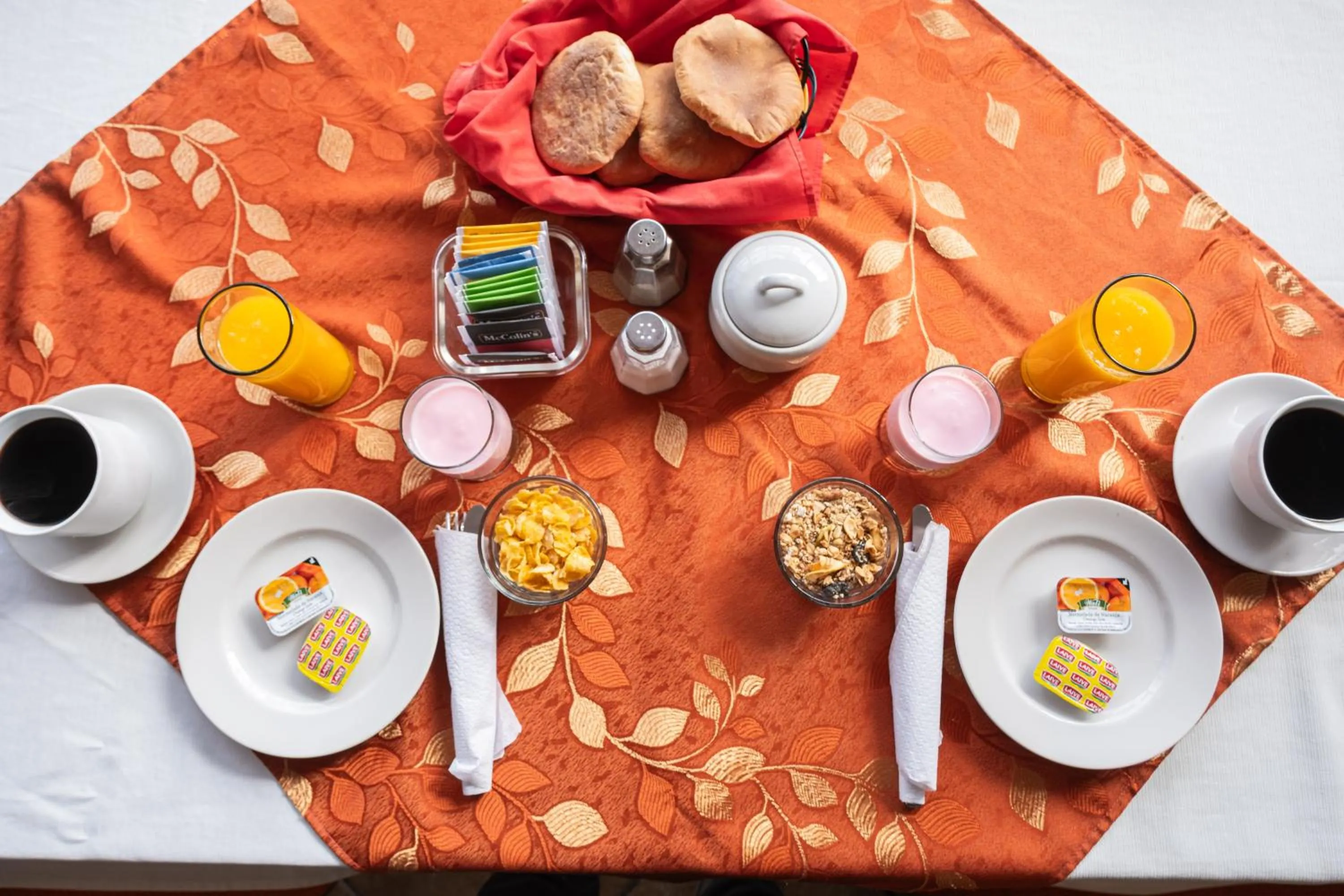 Continental breakfast in Hotel Santa Cruz
