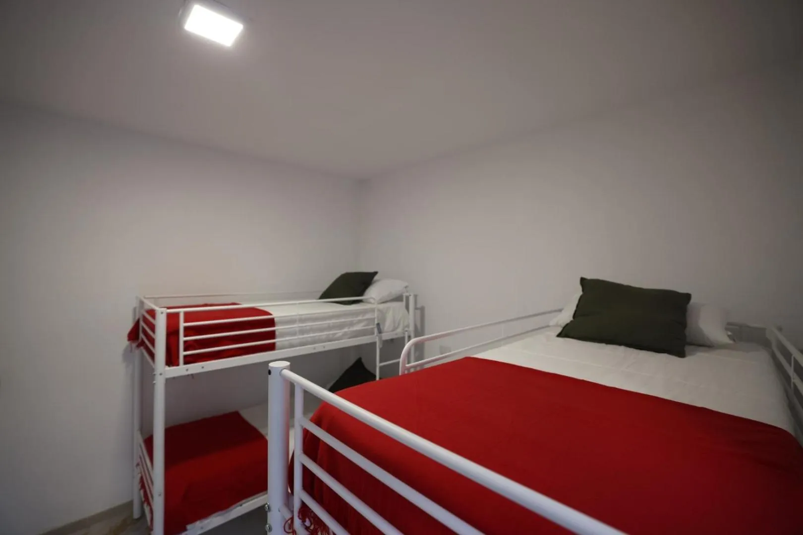 Bed in Hostel Bosmi Bed&Language Liguria