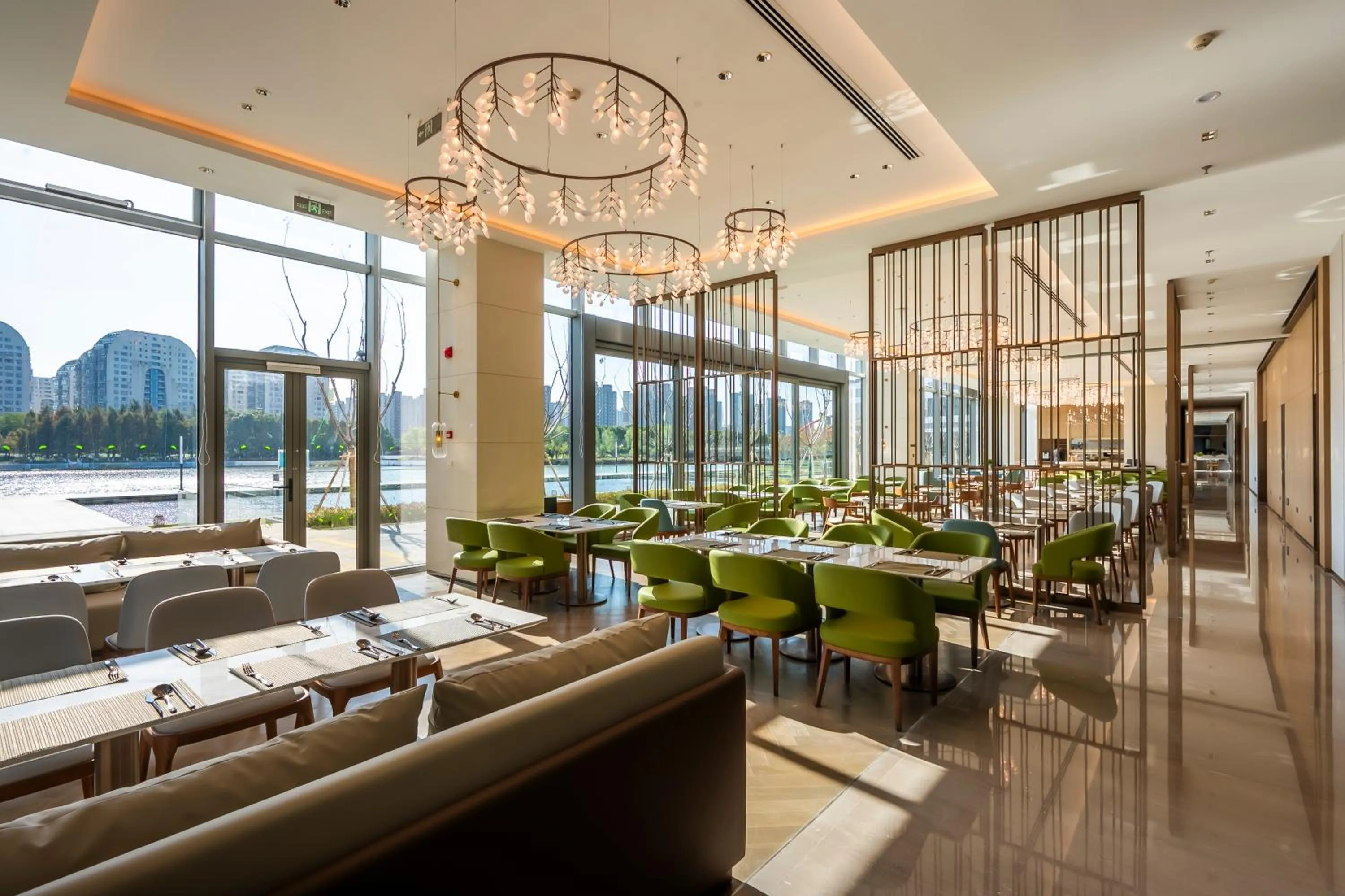 Restaurant/places to eat in Element Suzhou Science and Technology Town