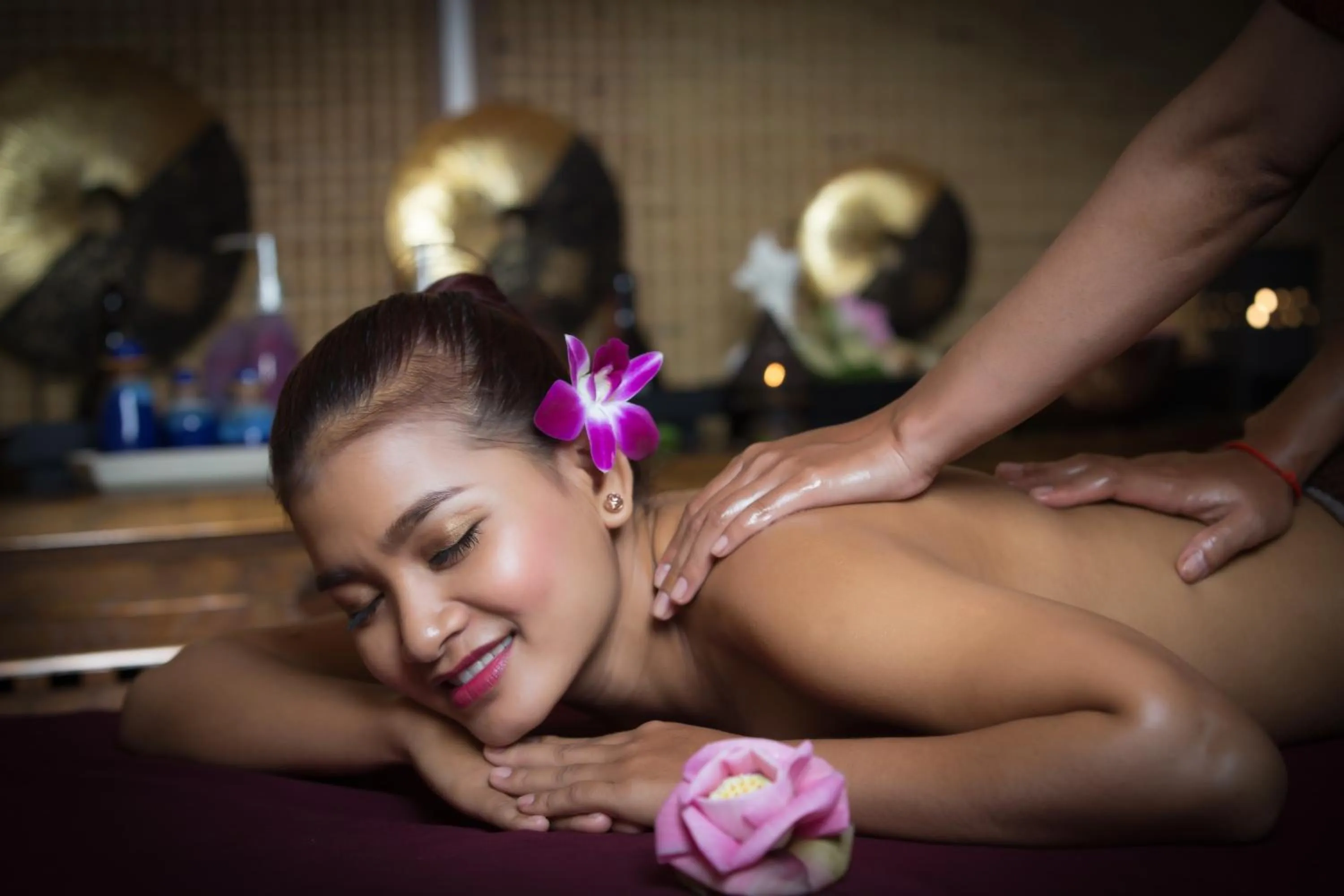 Massage in Somadevi Residence