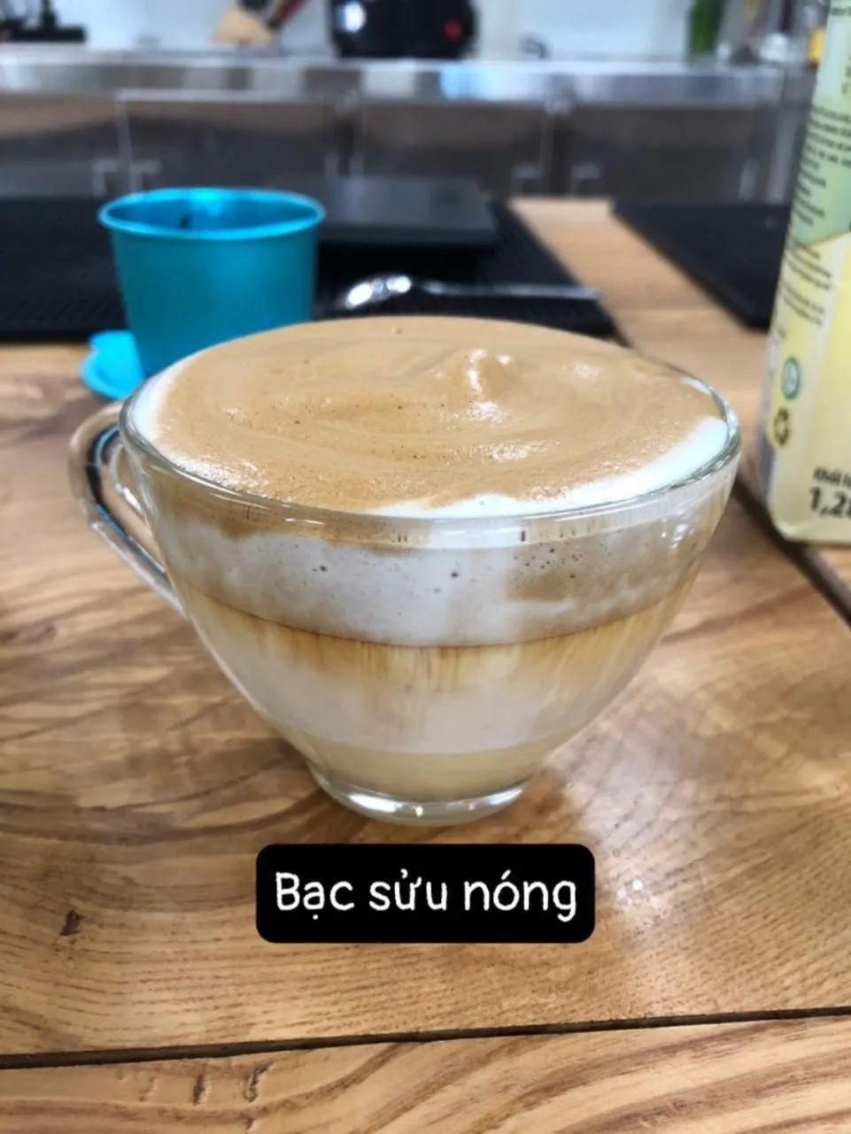 Food and drinks in Noi Bai Airport Hotel