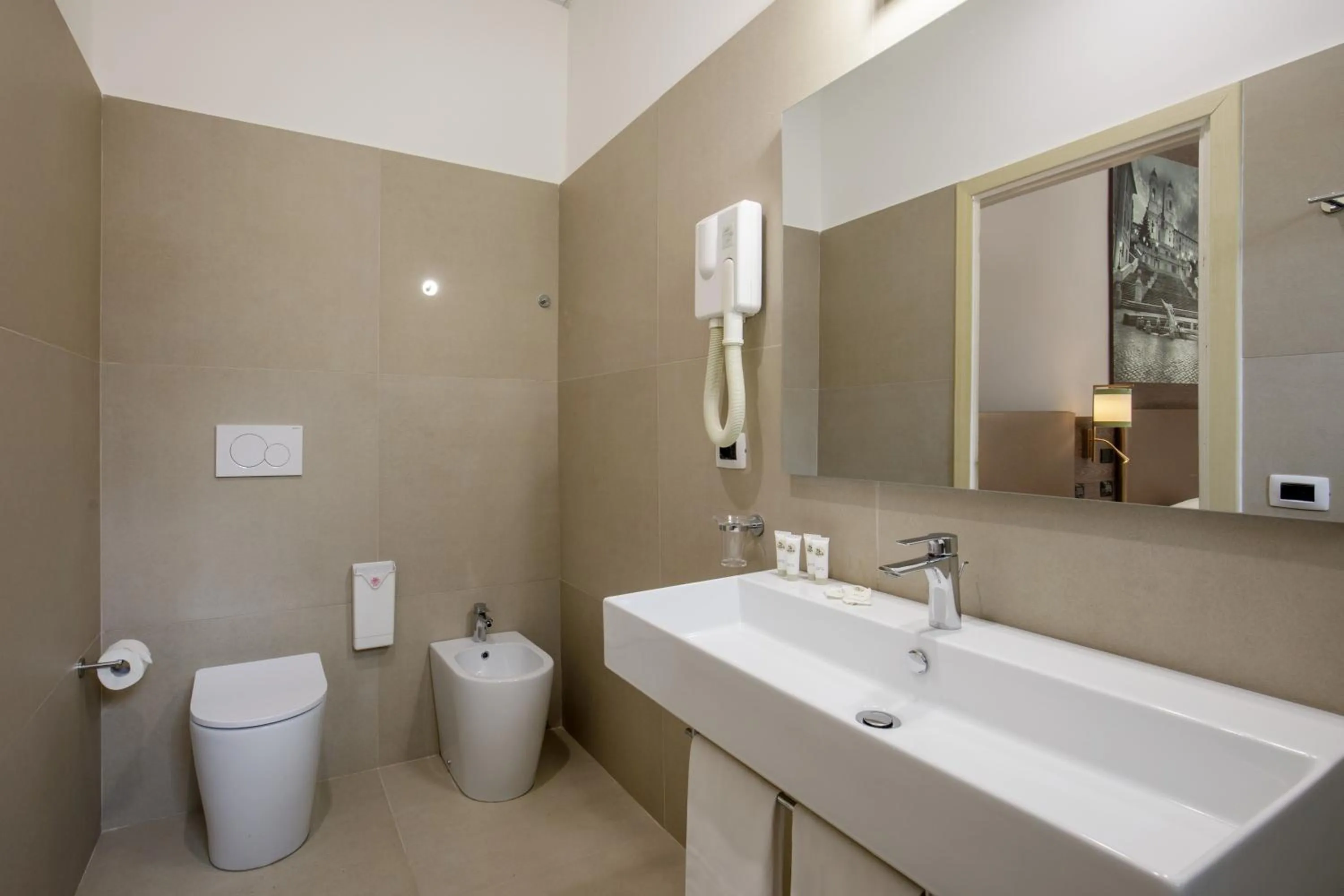 Bathroom in Hotel Marc'Aurelio