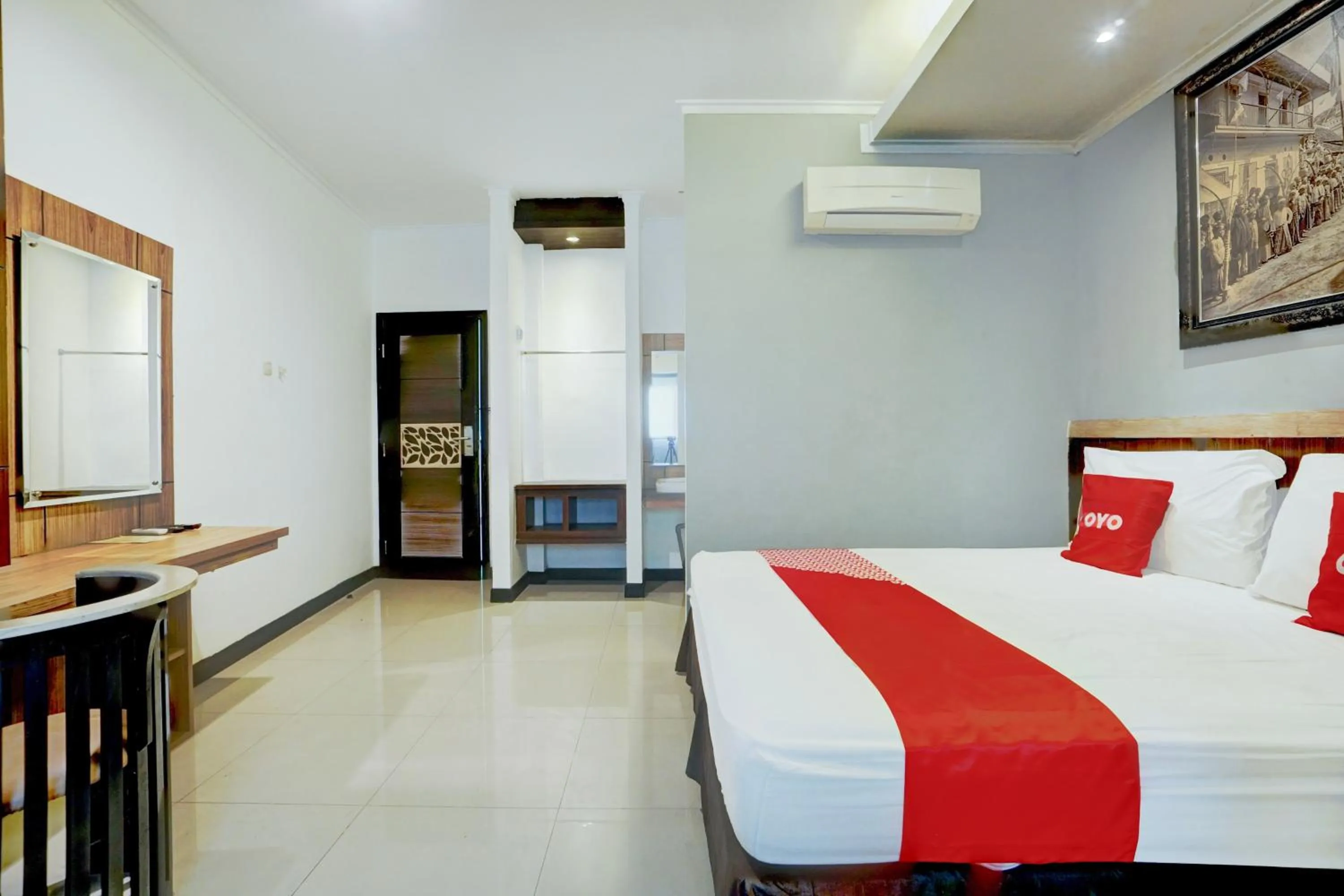 Bedroom in Hotel O Chinatown Near Ampel Formerly Hotel Novera