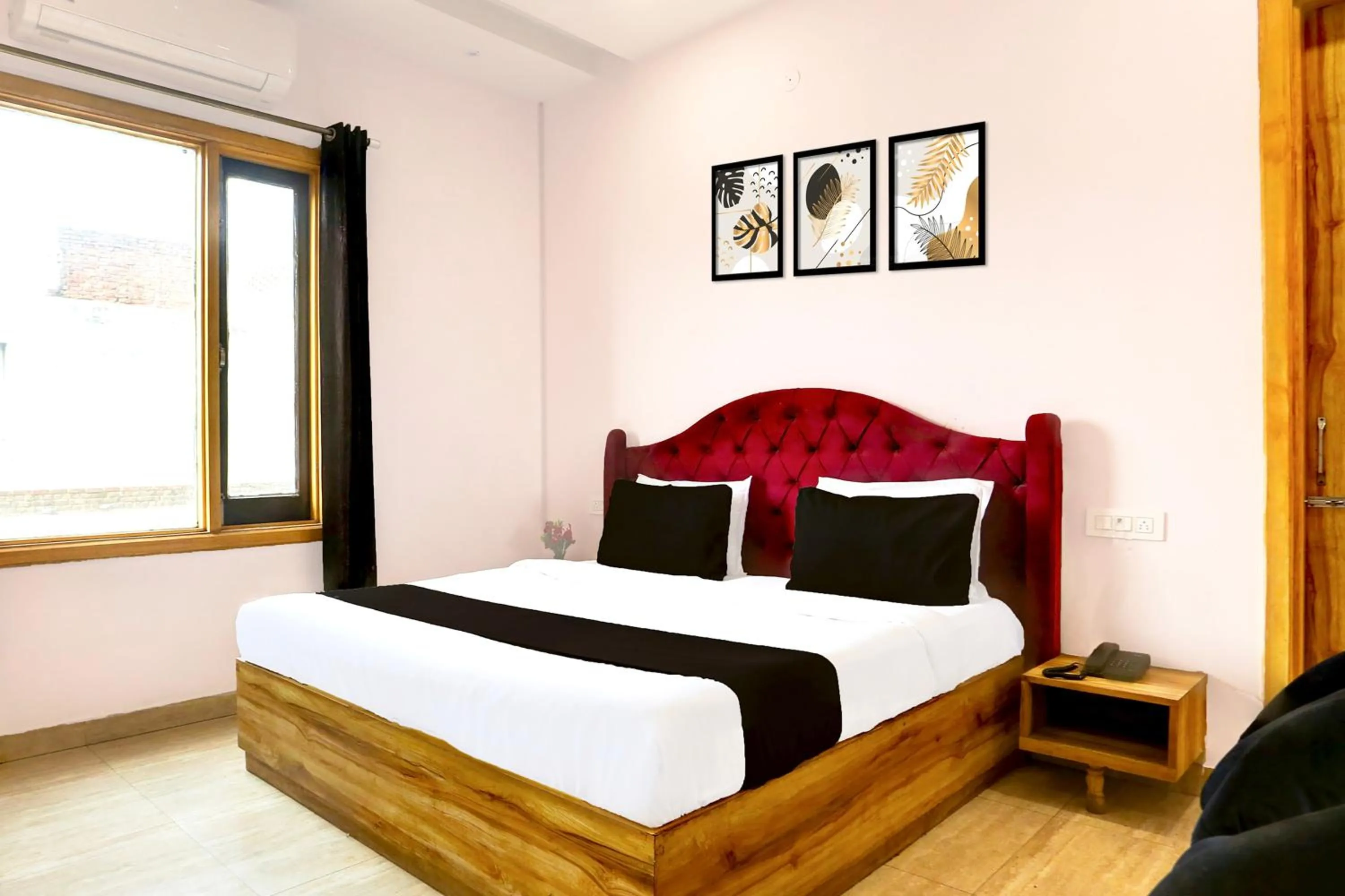 Bedroom, Bed in OYO Hotel O Alpine Inn