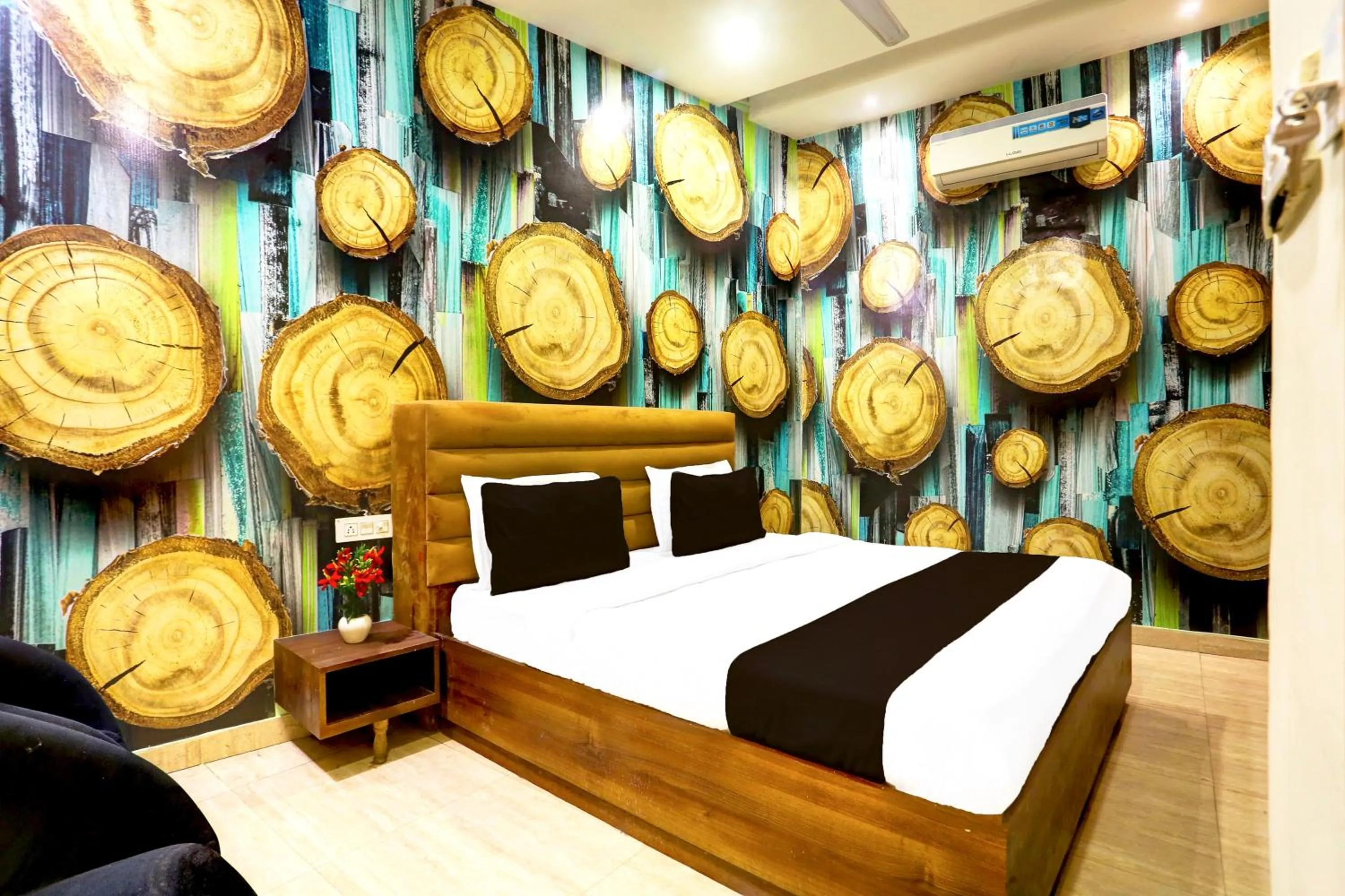 Lobby or reception, Bed in OYO Hotel O Alpine Inn