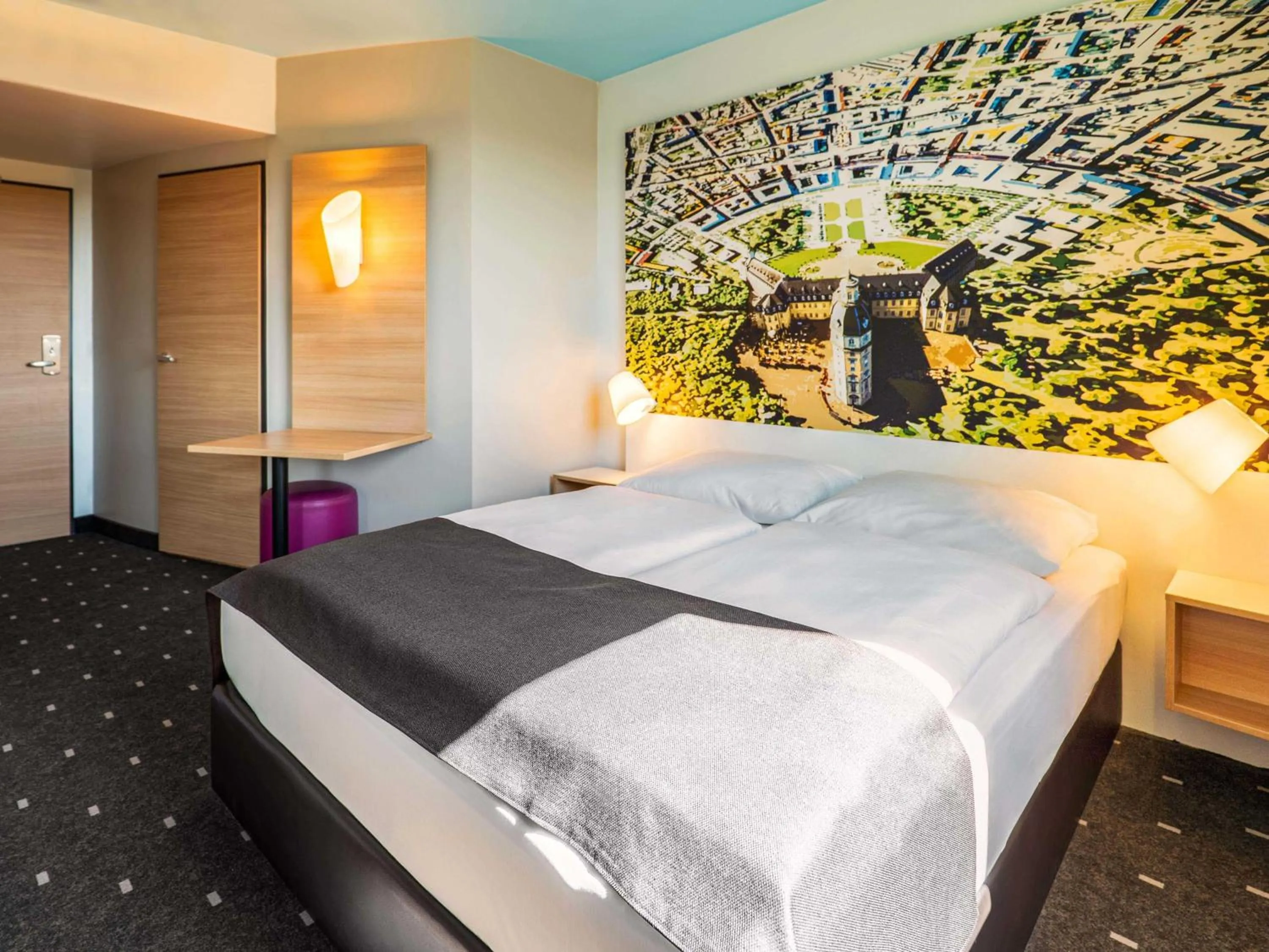 Bed in B&B Hotel Karlsruhe