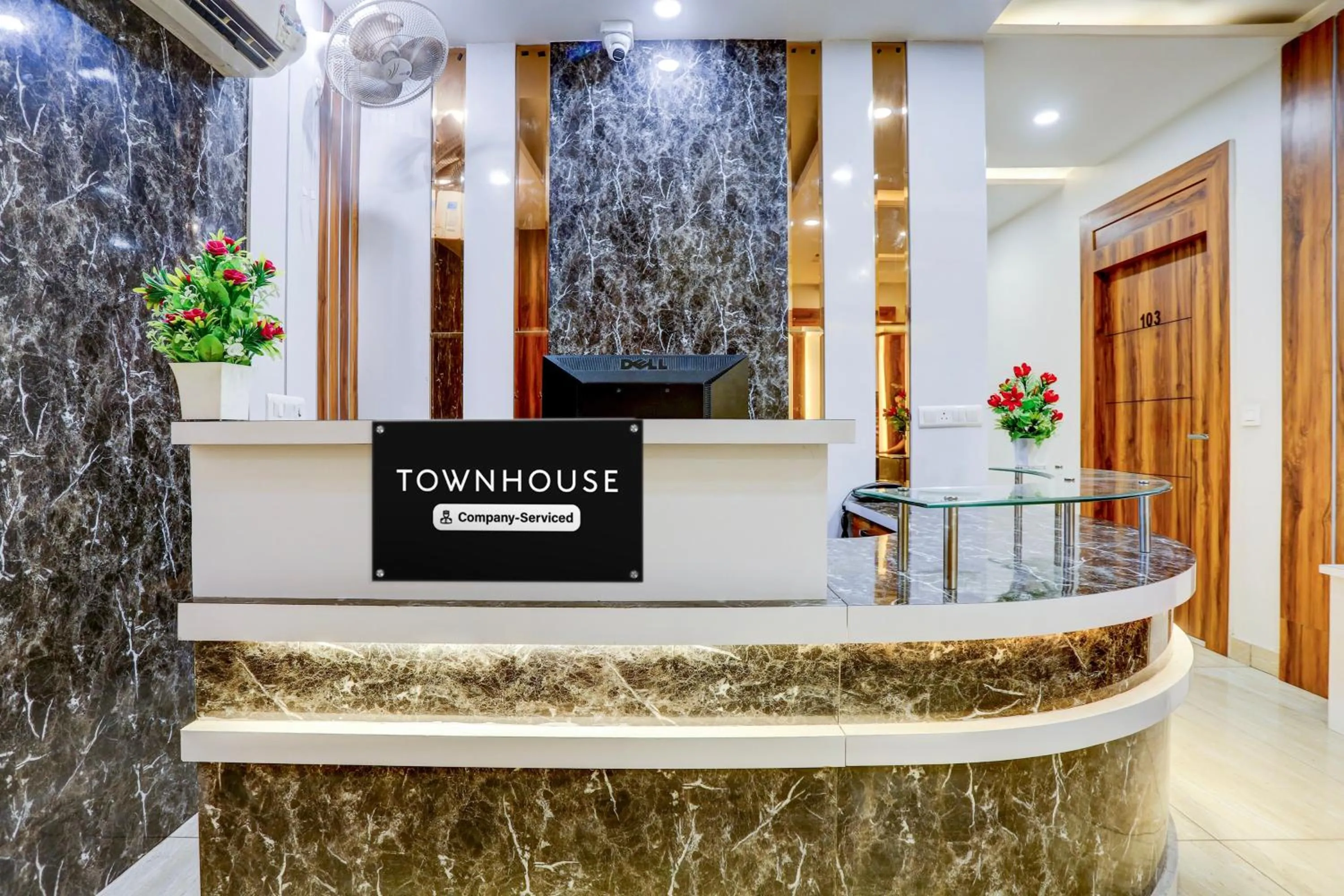Lobby or reception in Townhouse Model Town Rohtak Formerly Hotel Tathastu