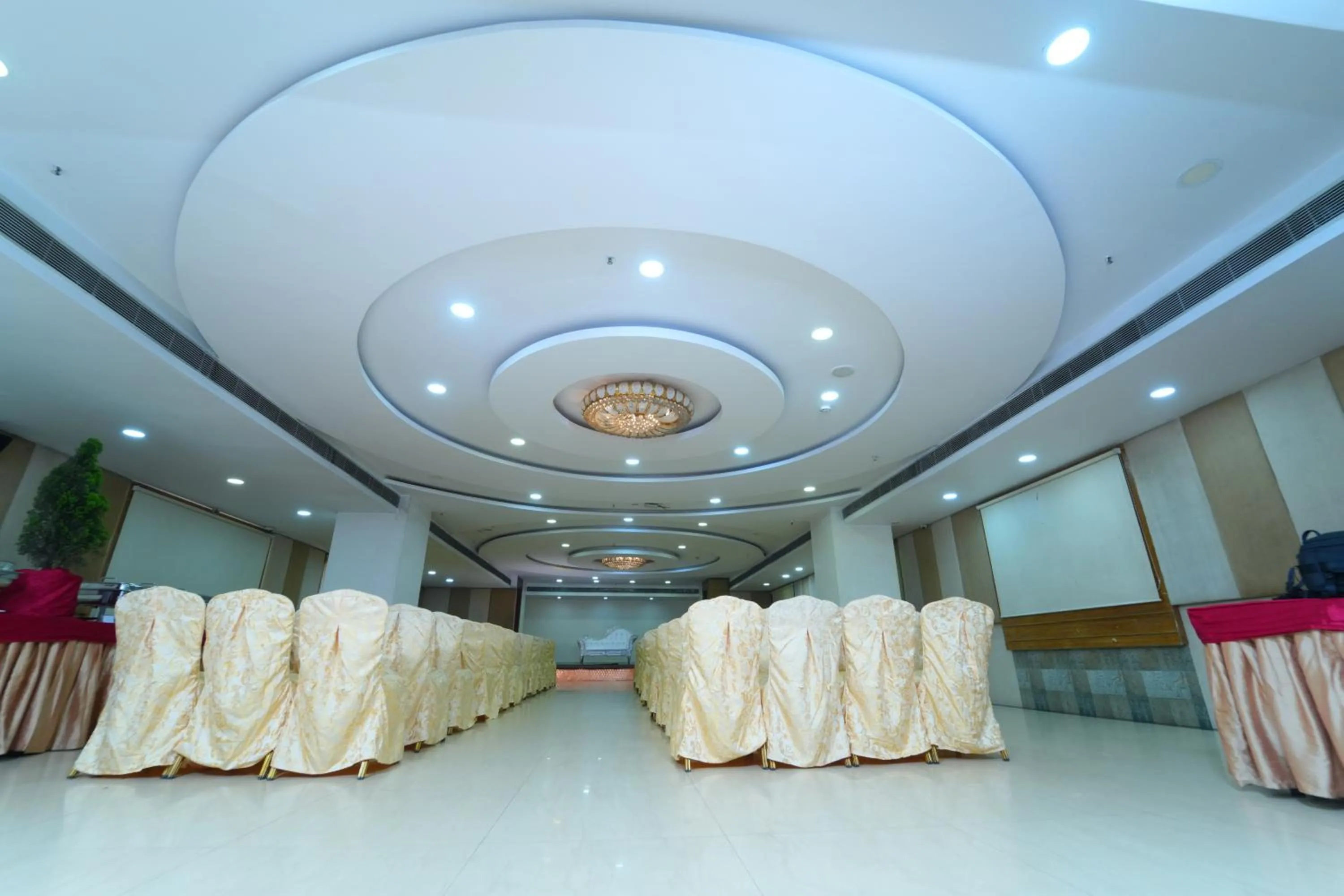 Hotel Diamonds Pearl