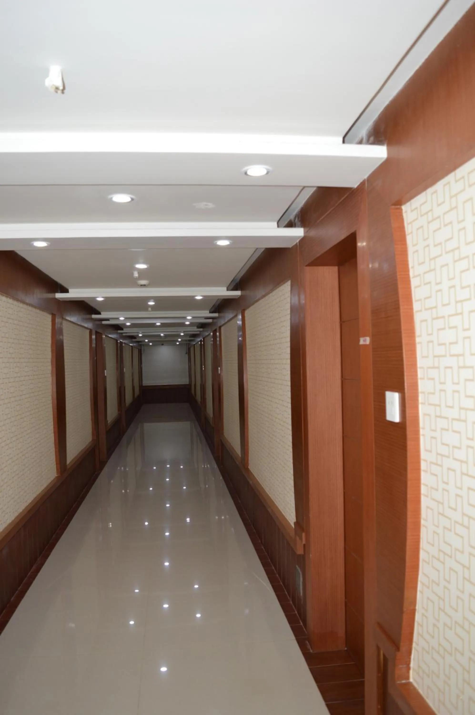 Area and facilities in Hotel Diamonds Pearl