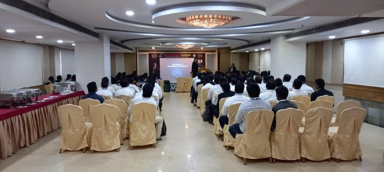 Hotel Diamonds Pearl