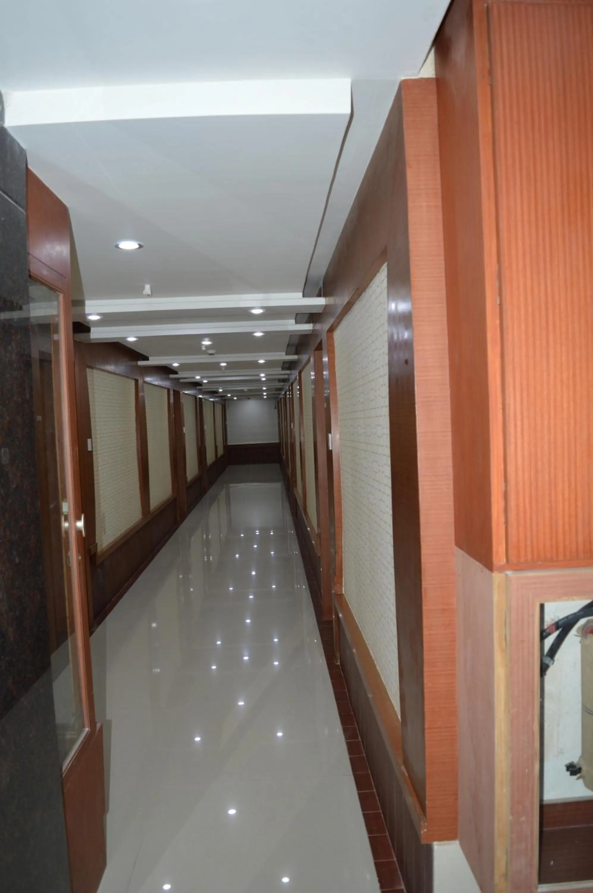 Other in Hotel Diamonds Pearl