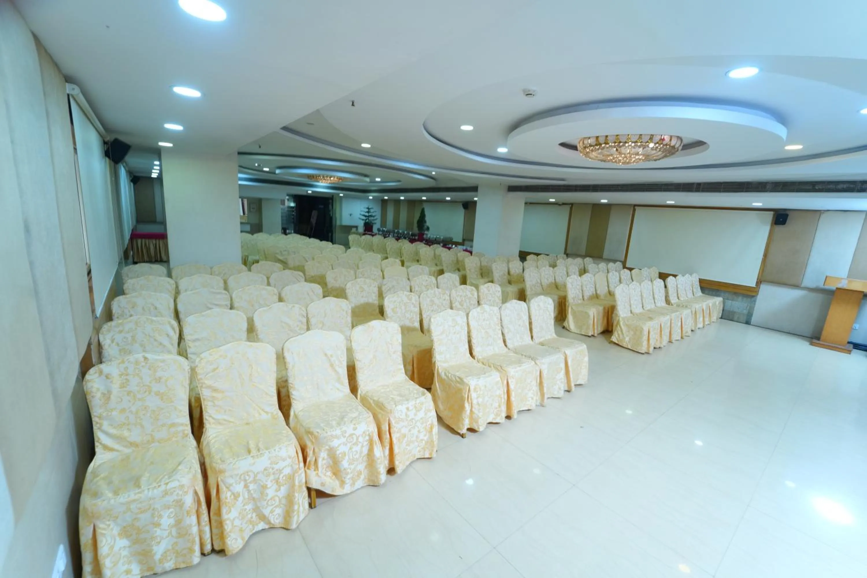 Hotel Diamonds Pearl