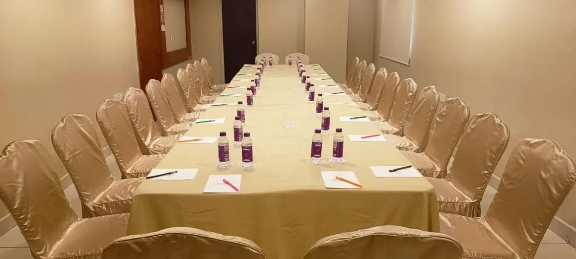 Hotel Diamonds Pearl