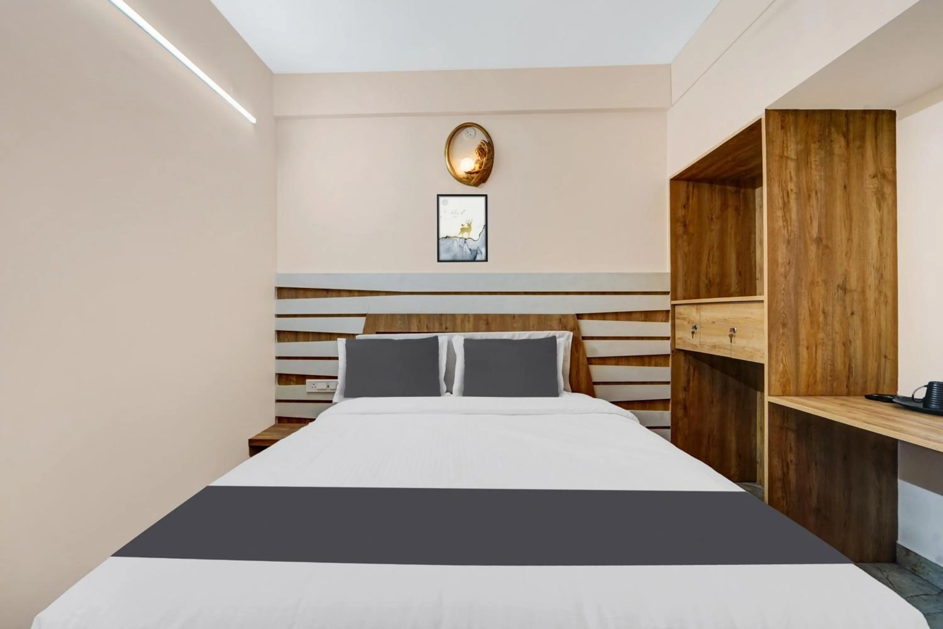 Bedroom, Bed in Super Hotel O Vilankurichi