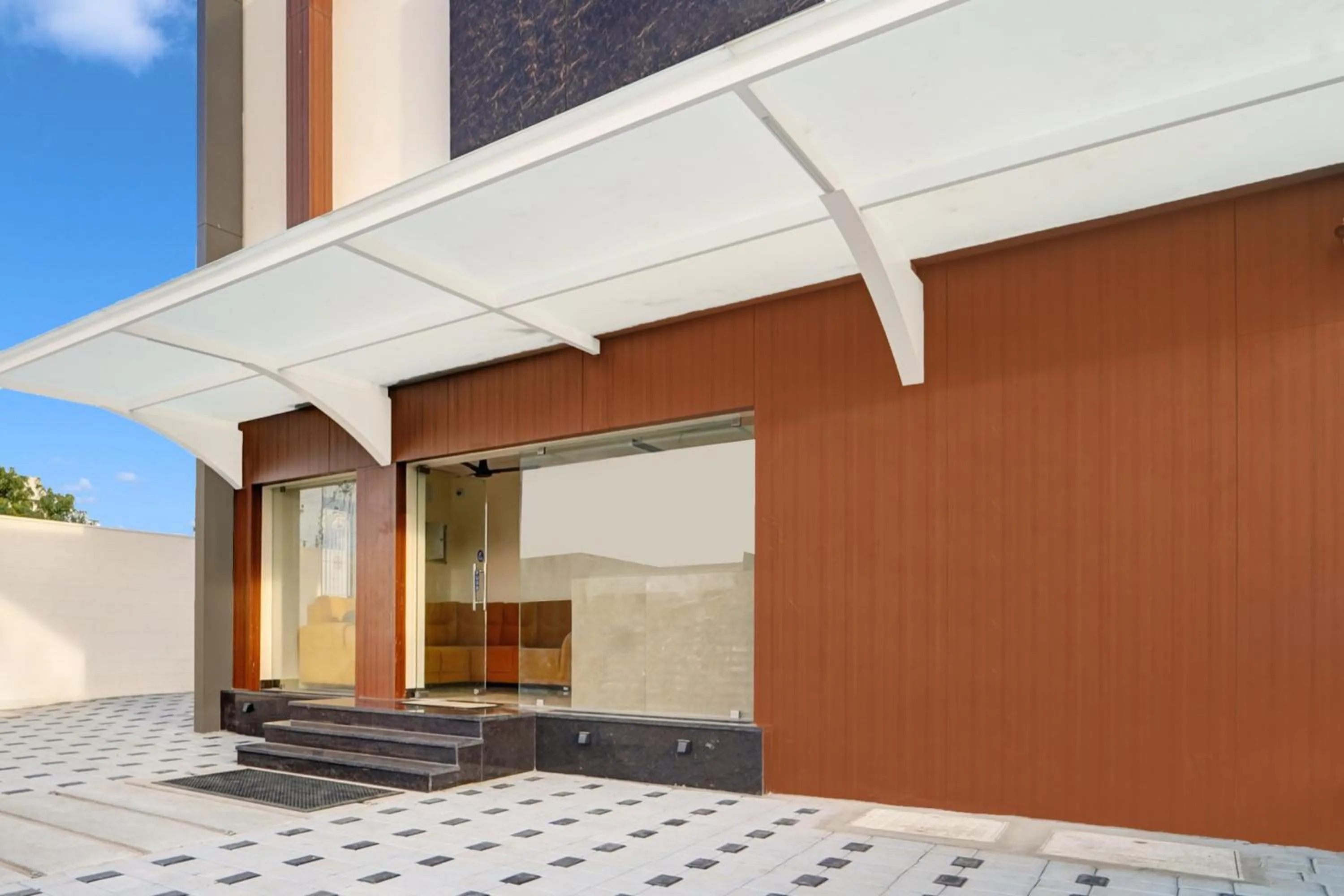 Facade/entrance in Super Hotel O Vilankurichi