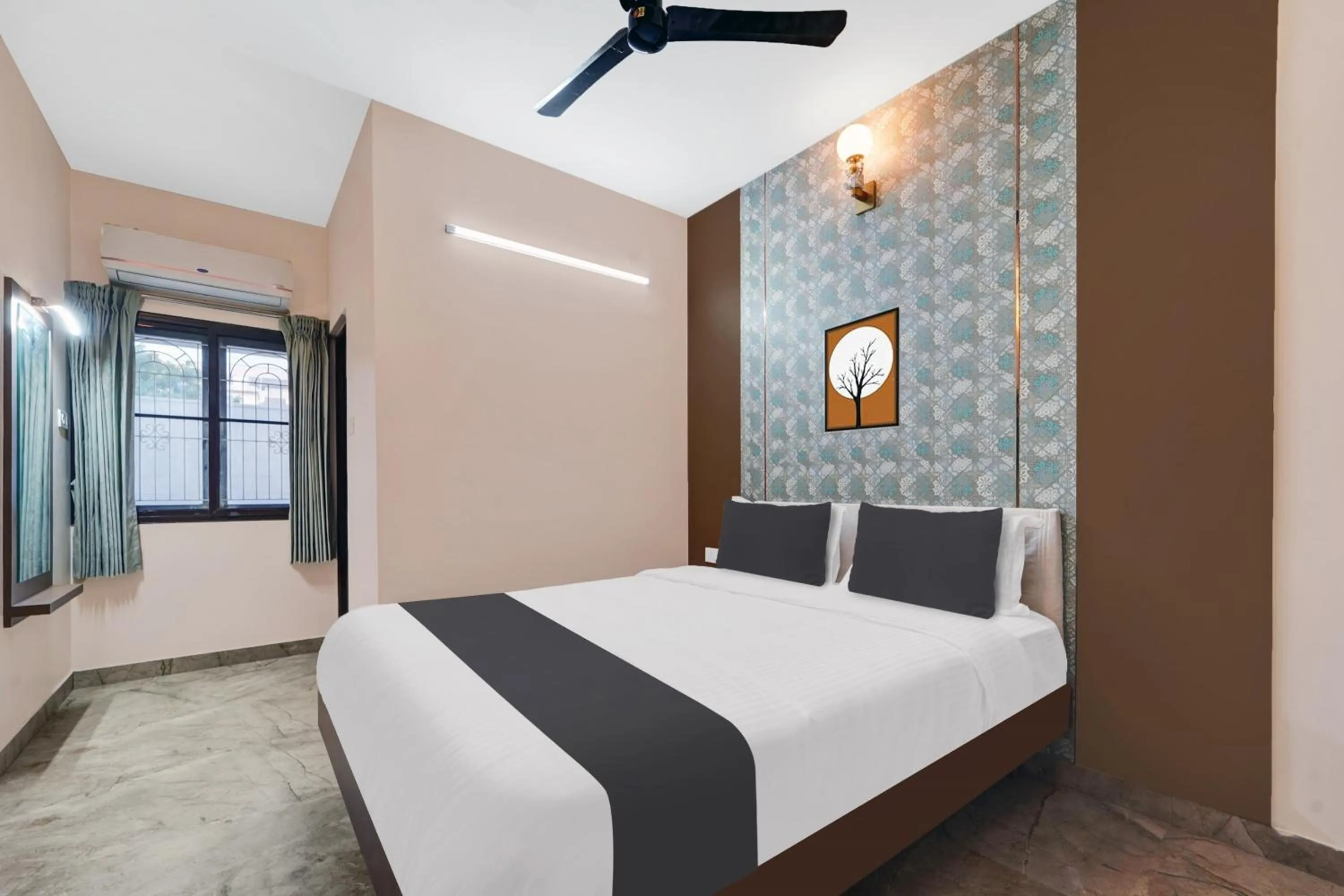 Bedroom, Bed in Super Hotel O Vilankurichi