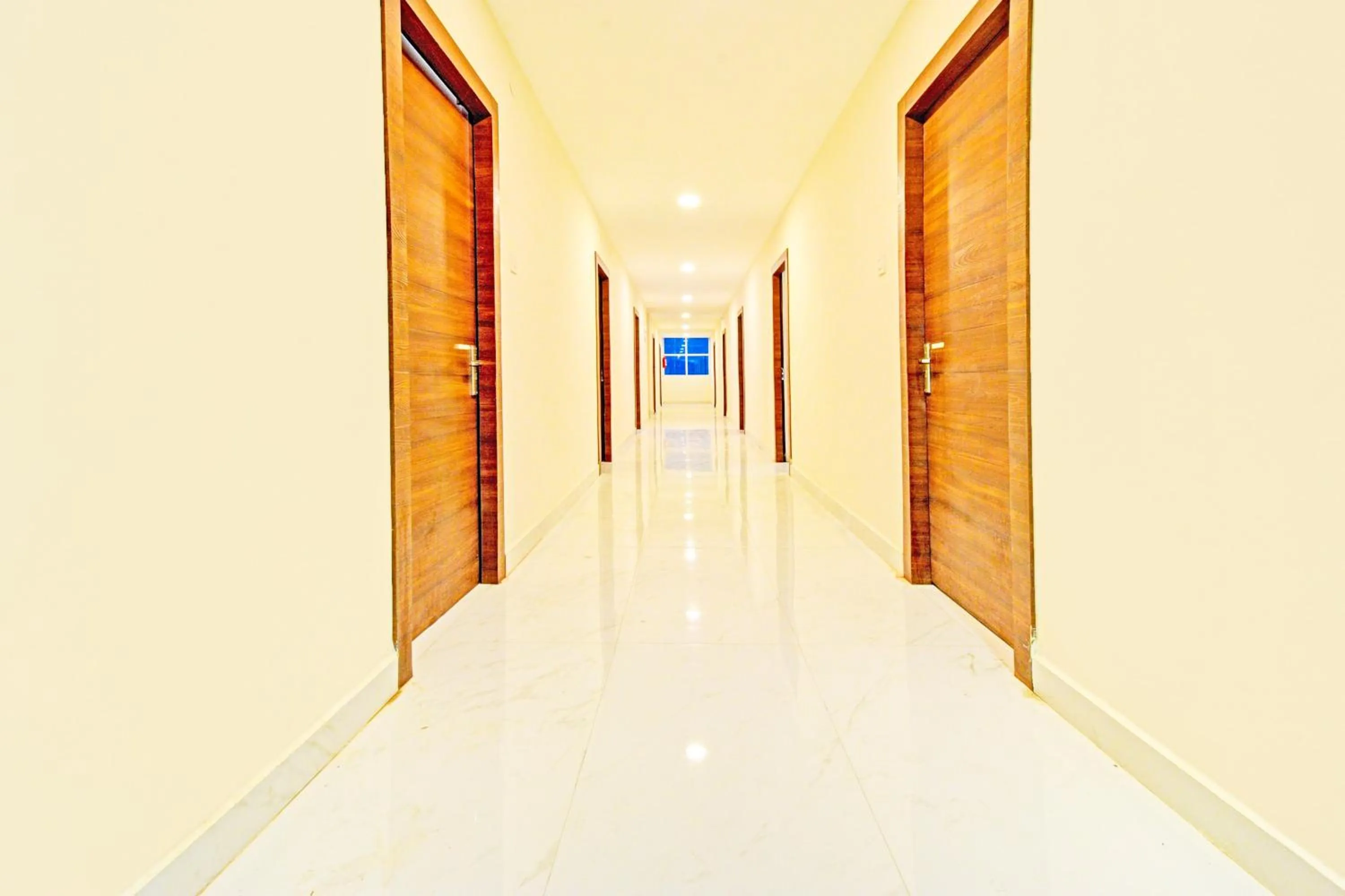 Lobby or reception in Super Collection O Sanath Nagar Near Railway Station