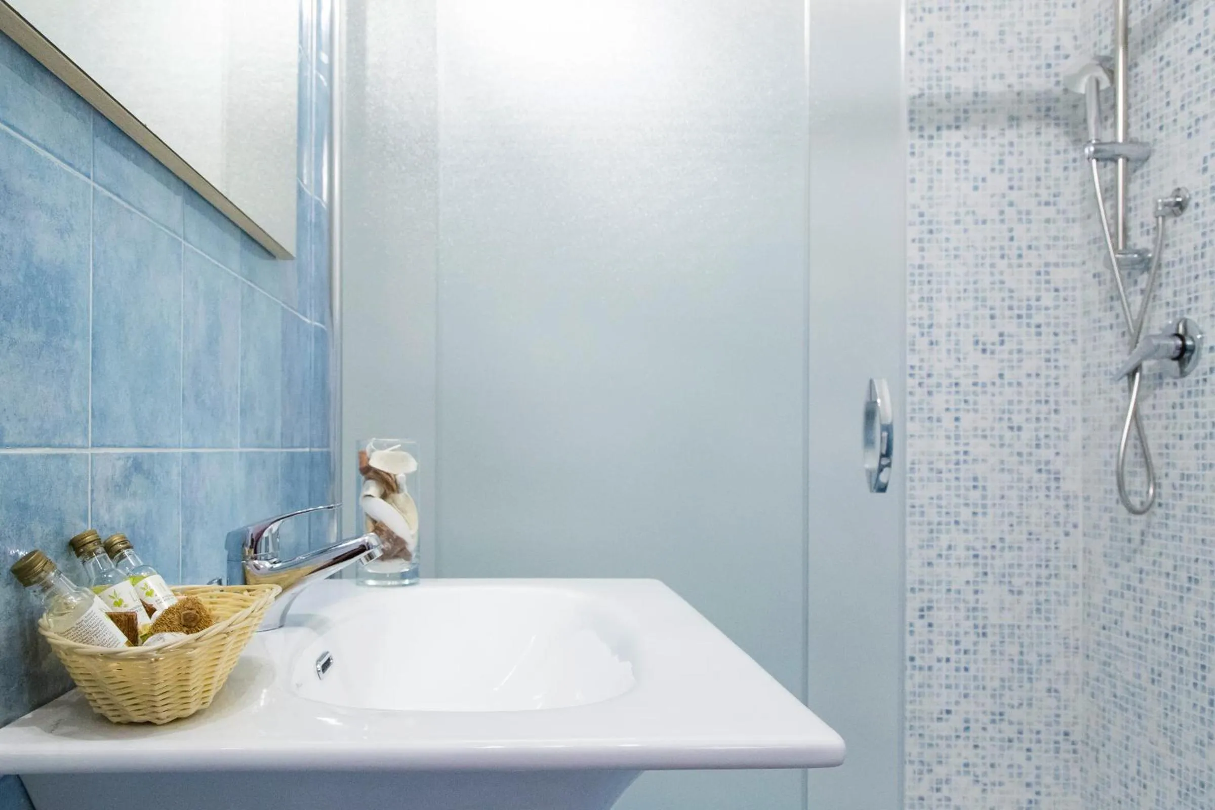 Bathroom in Palazzo Toraldo di Francia