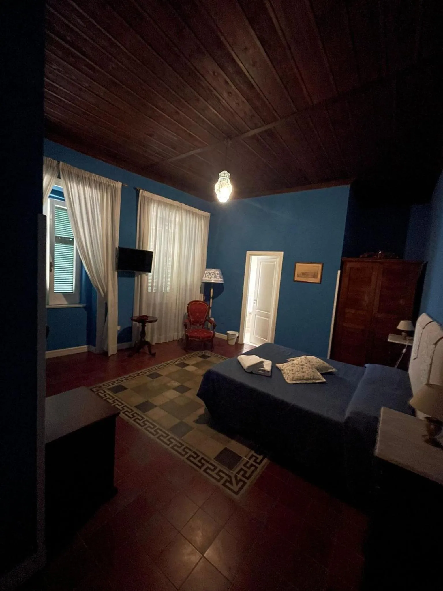 Internal: Not applicable to any particular room, Bed in Palazzo Toraldo di Francia