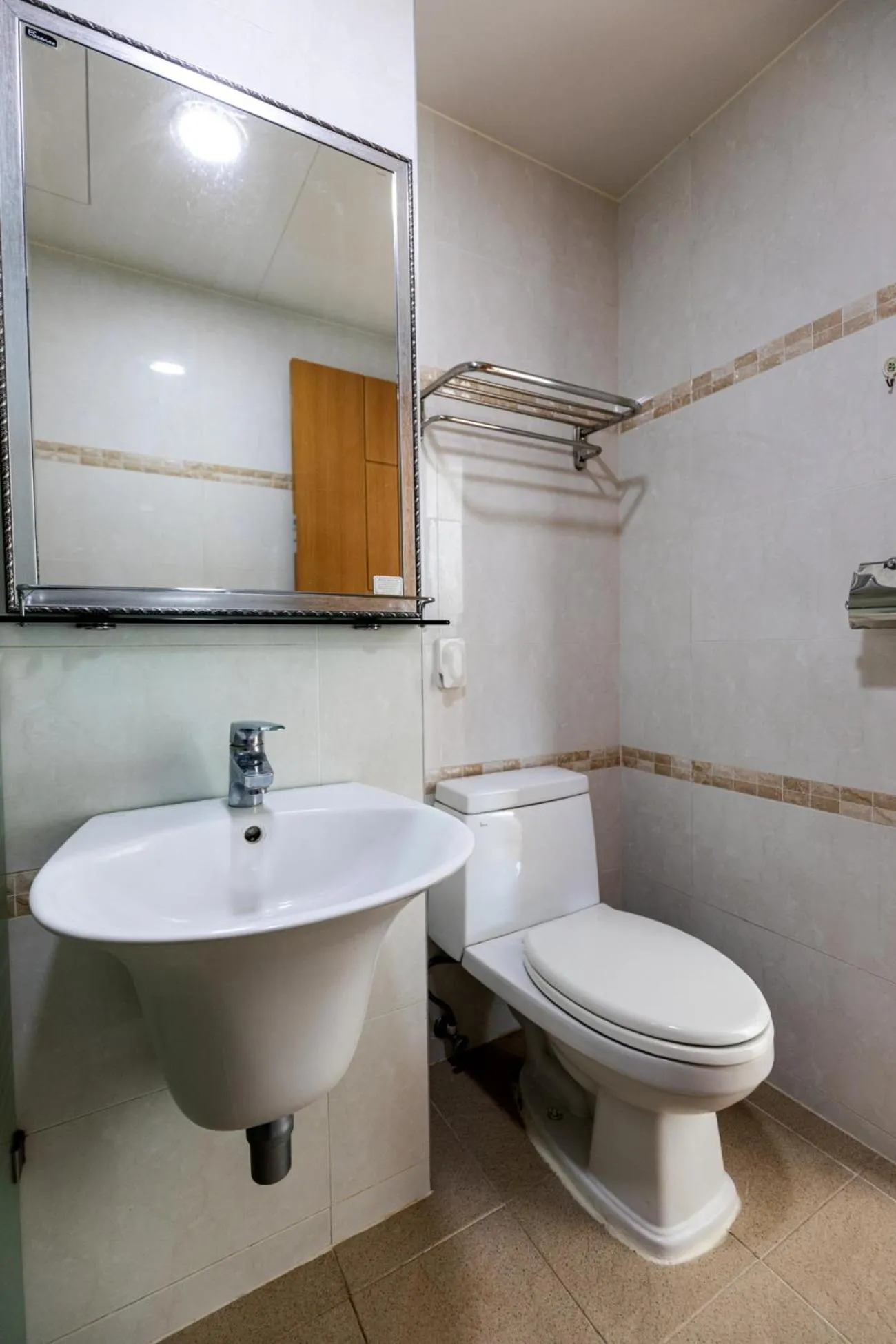 Toilet in Dodubong Stay Hotel