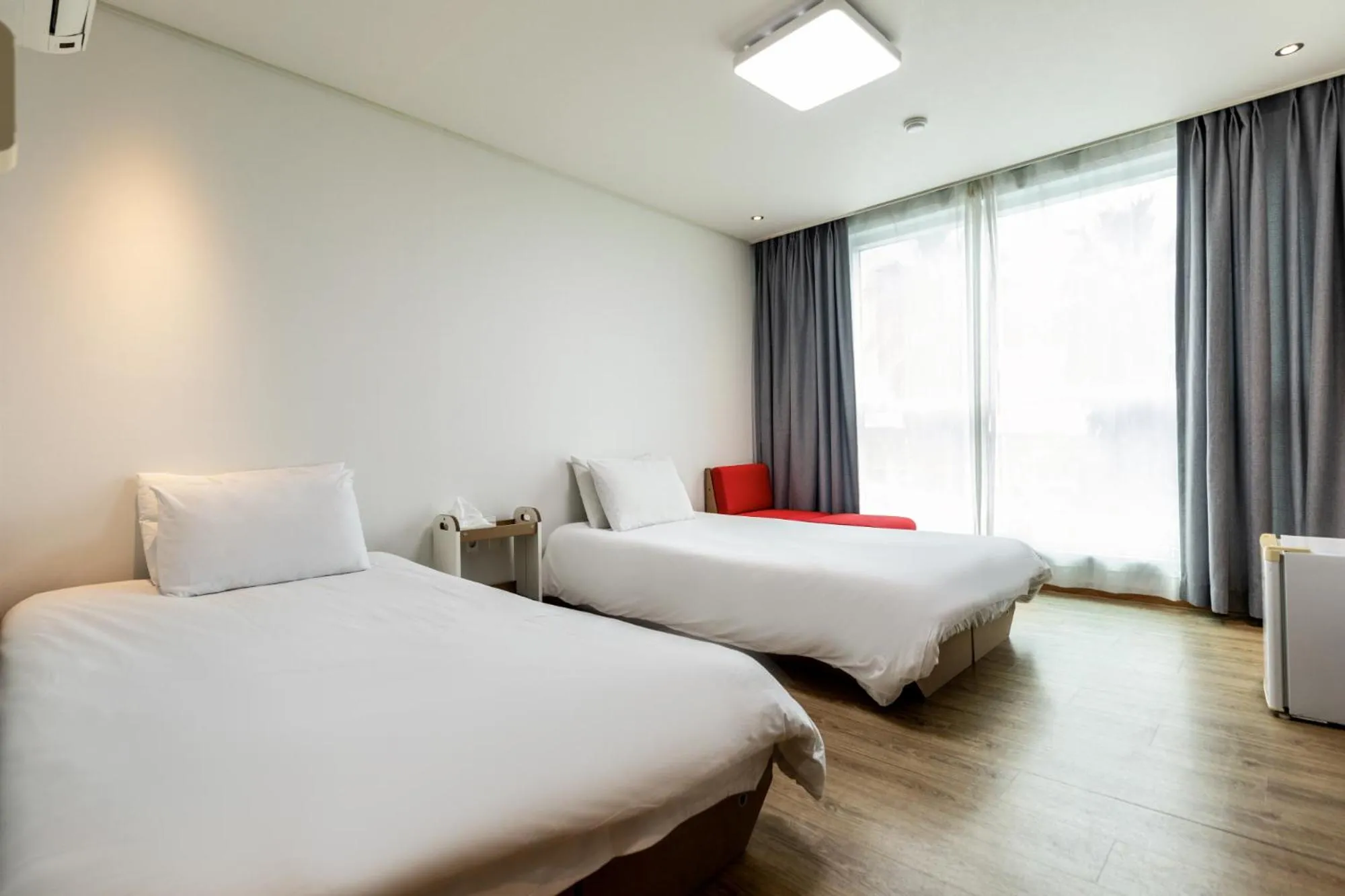 Photo of the whole room, Bed in Dodubong Stay Hotel