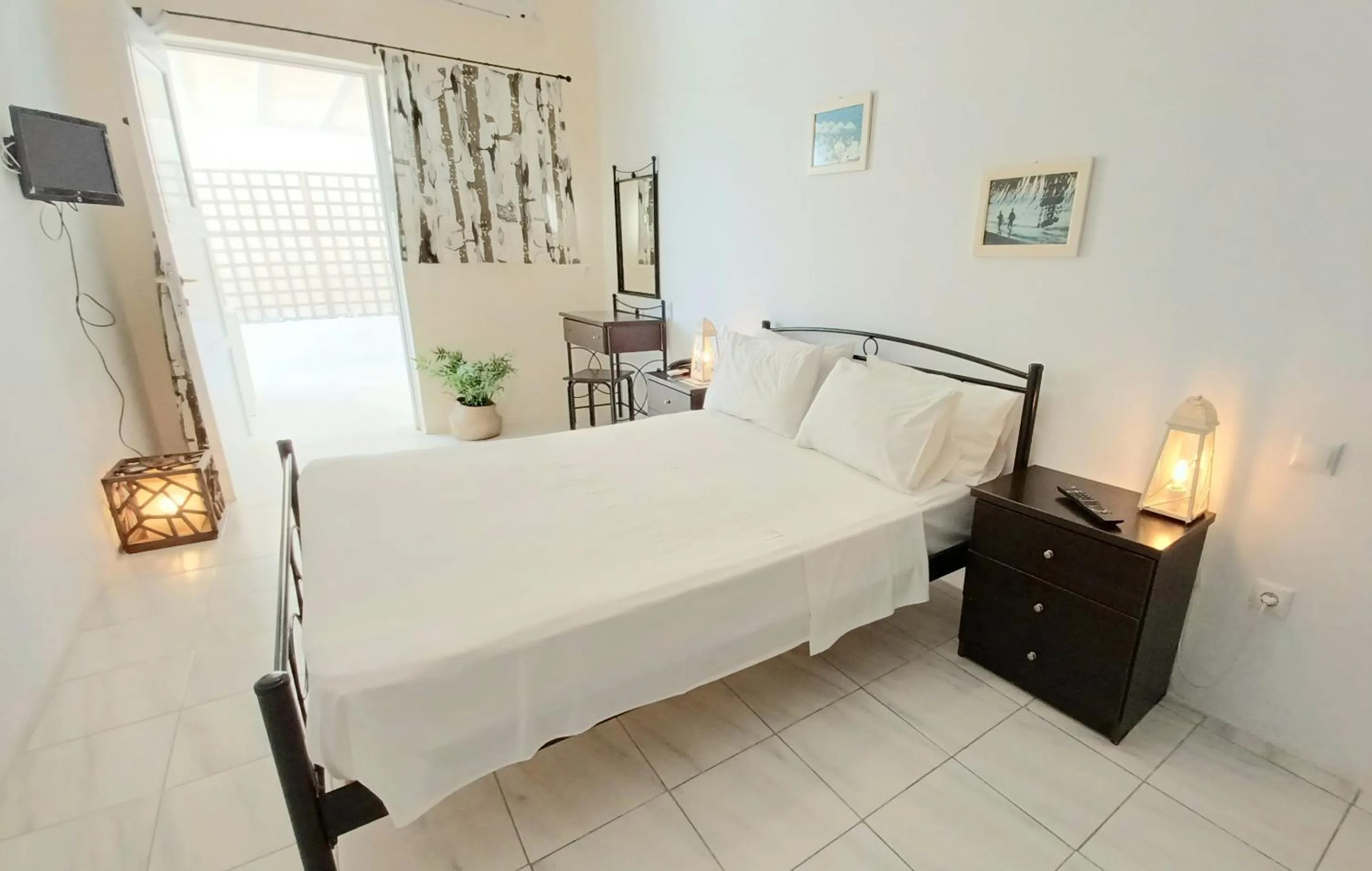 Bed in Koukounari 2 Rooms