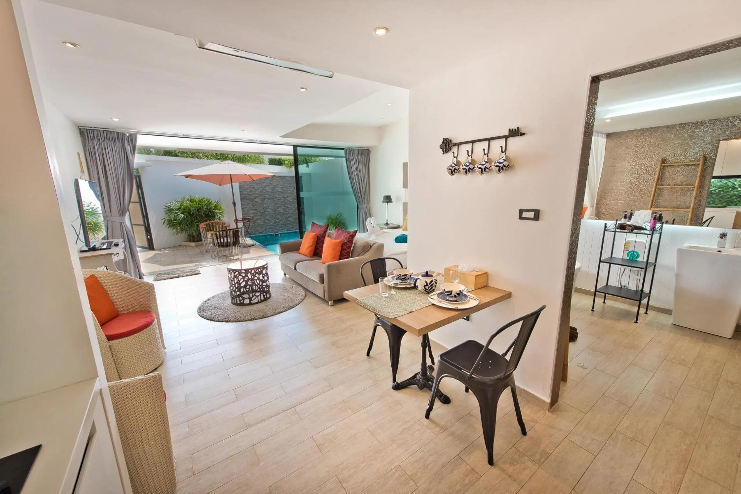 Dining area in Tropicana Pool Villa
