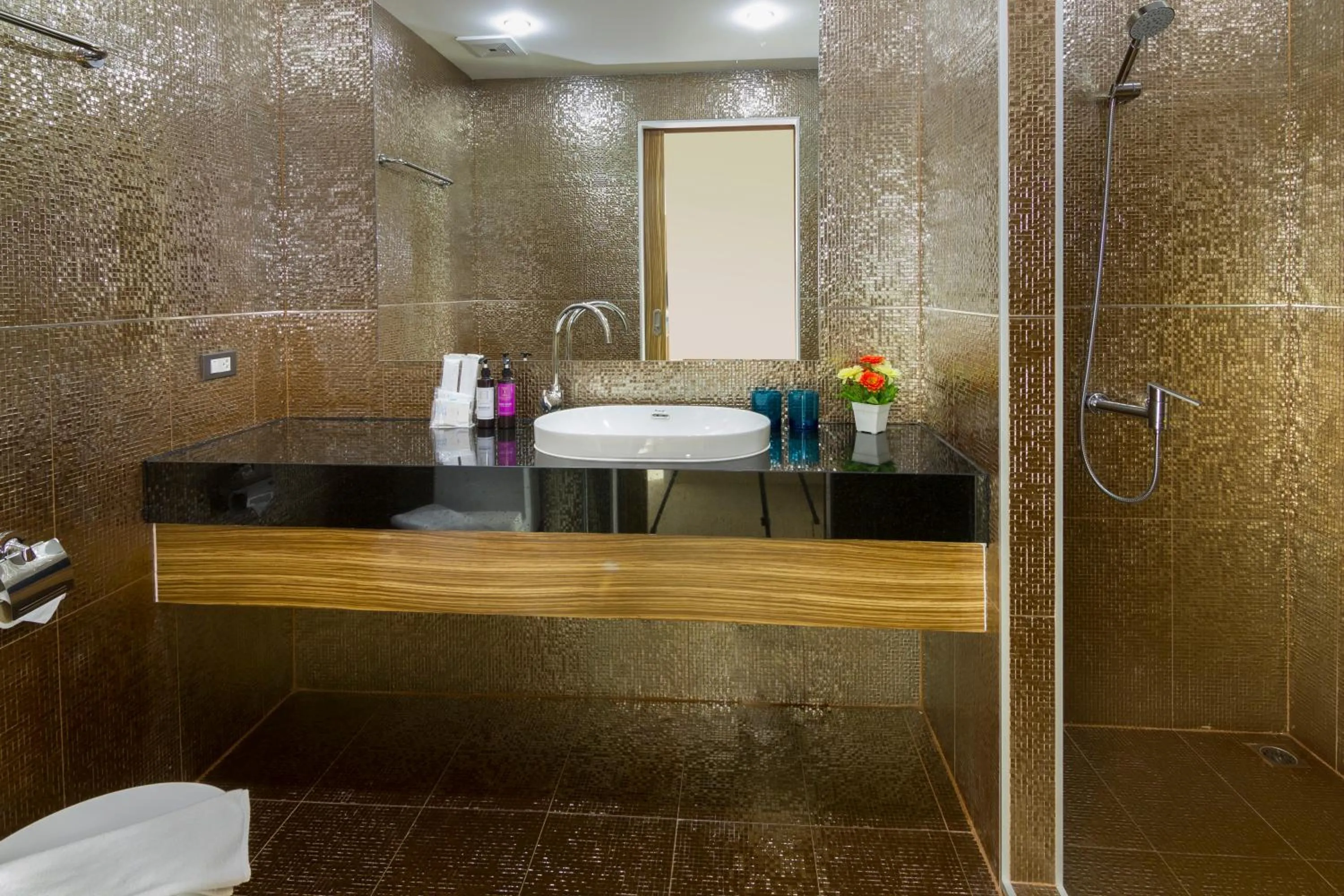 Bathroom in Tropicana Pool Villa