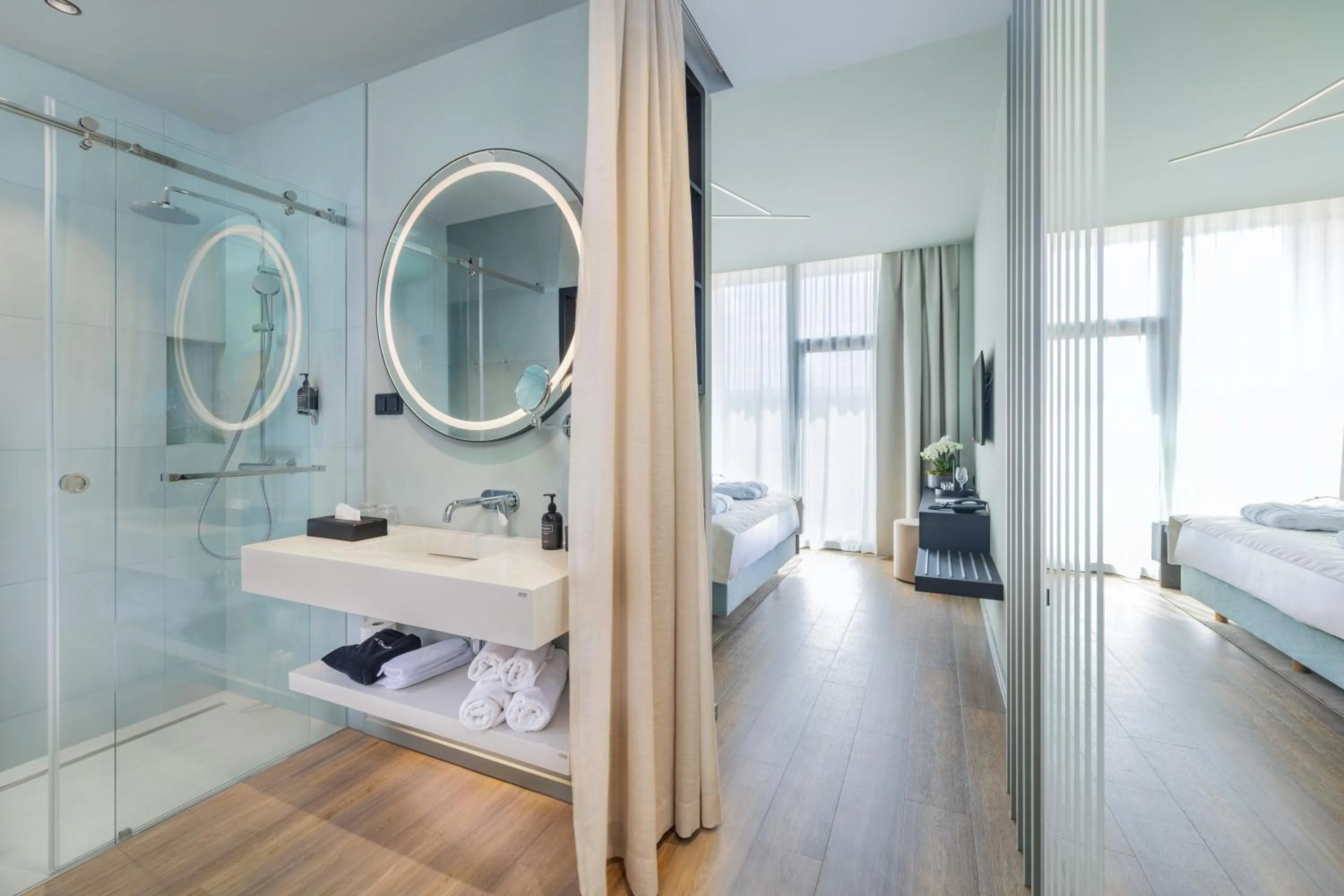 Bathroom, Bed in Viale Boutique Hotel