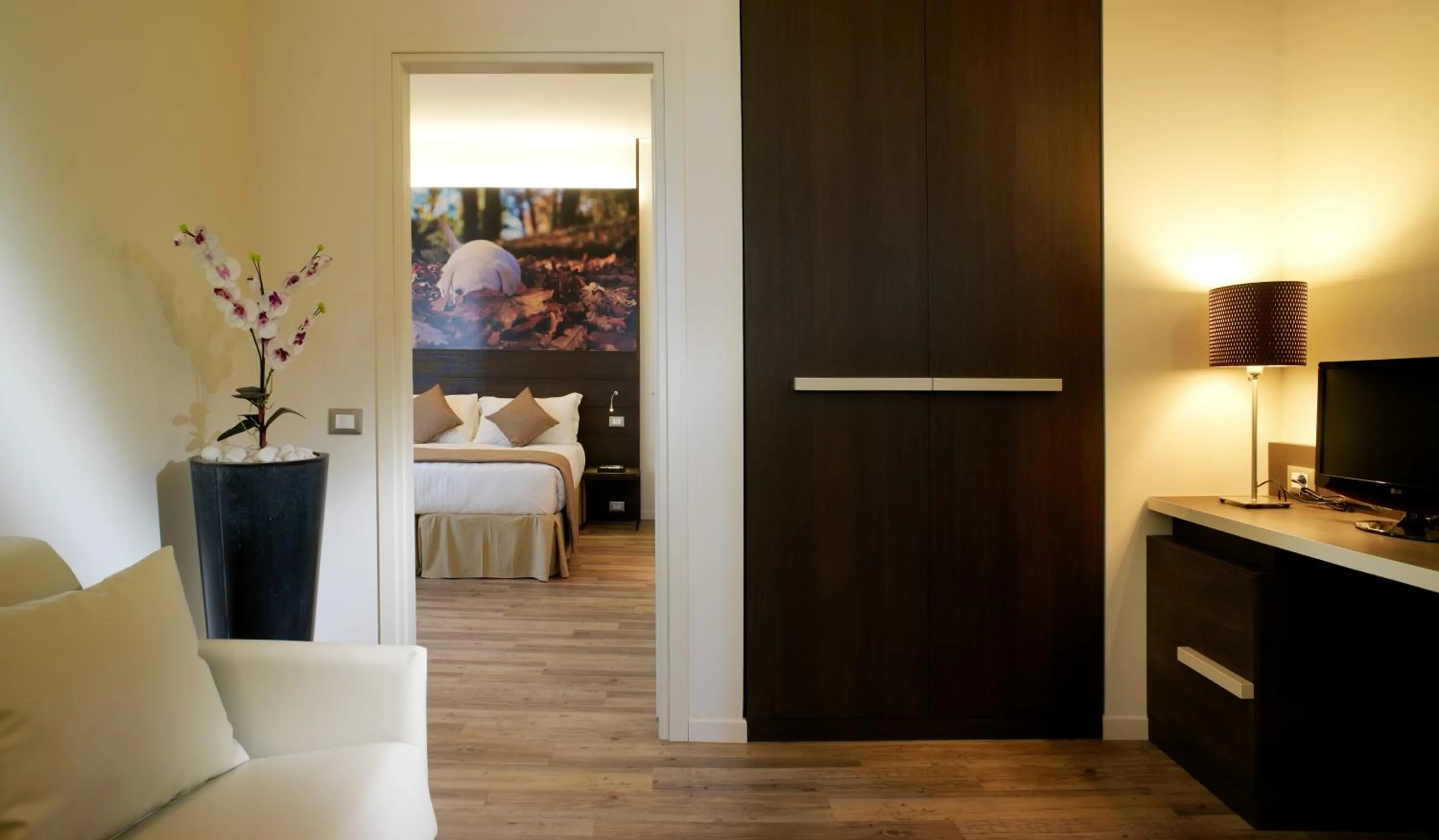 Photo of the whole room in Hotel Life