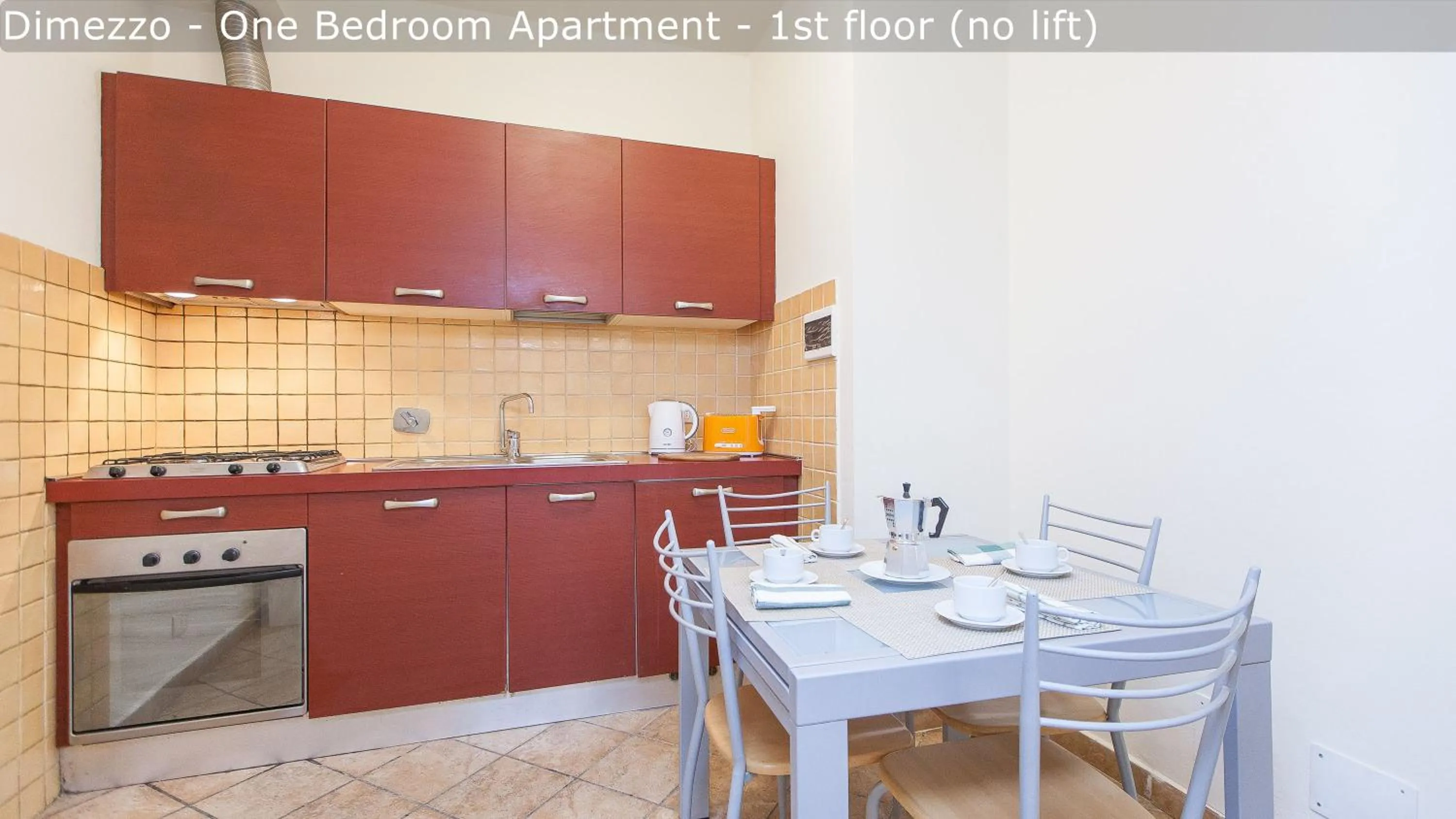 Kitchen or kitchenette in Palazzuolo Tower Apartments by Mamo Florence