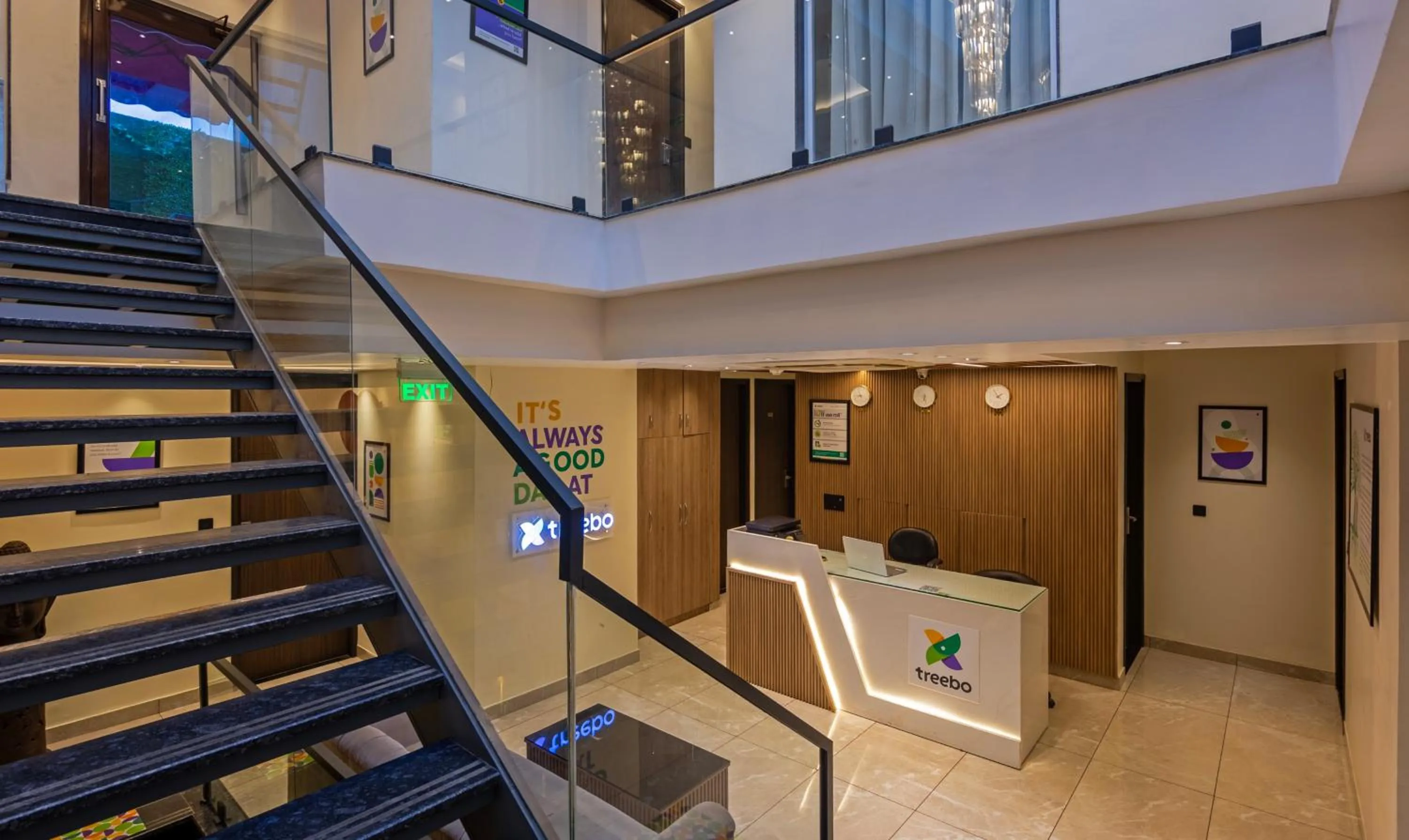 Lobby or reception in Treebo Bombay Palace