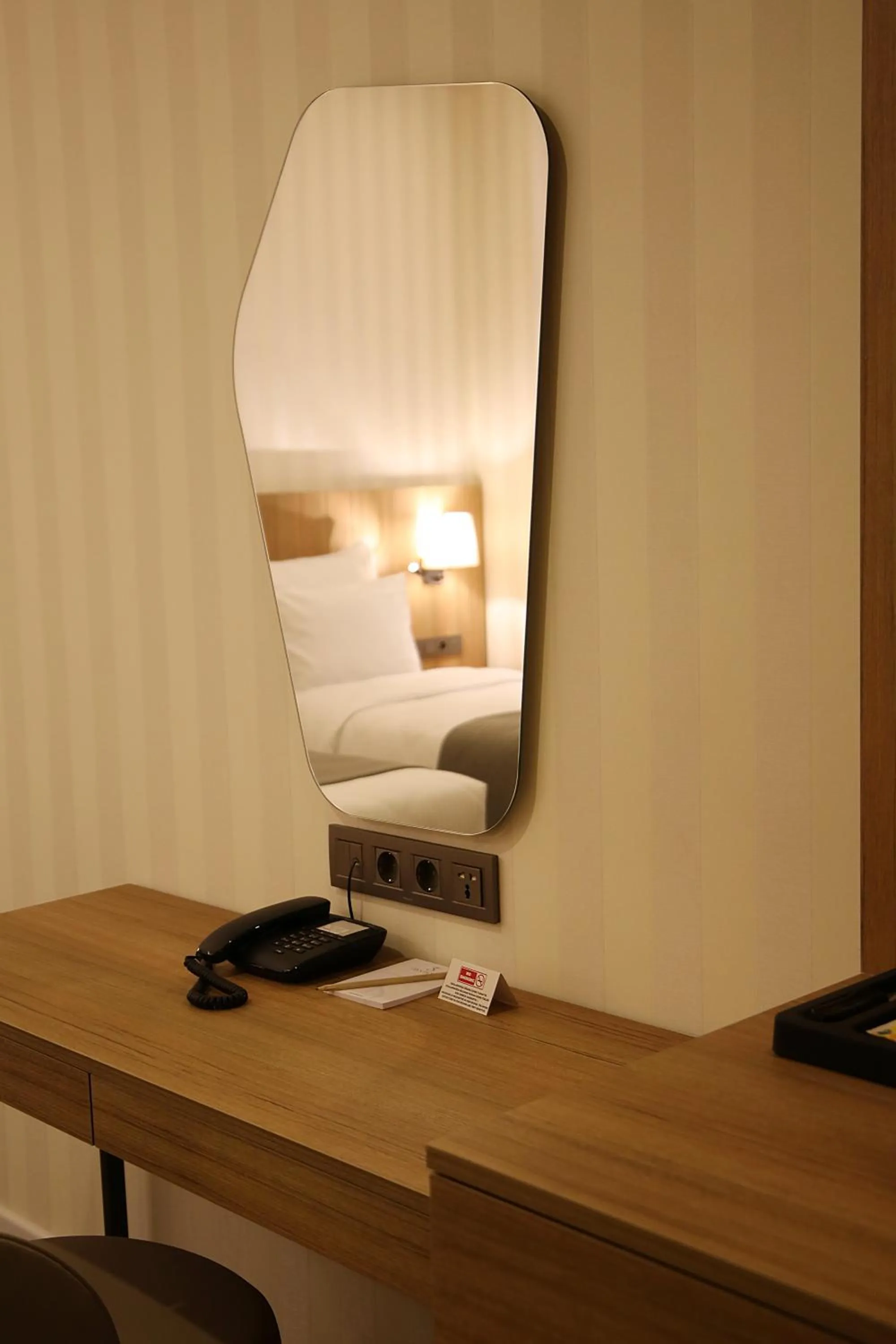 room service in Tress Hotel