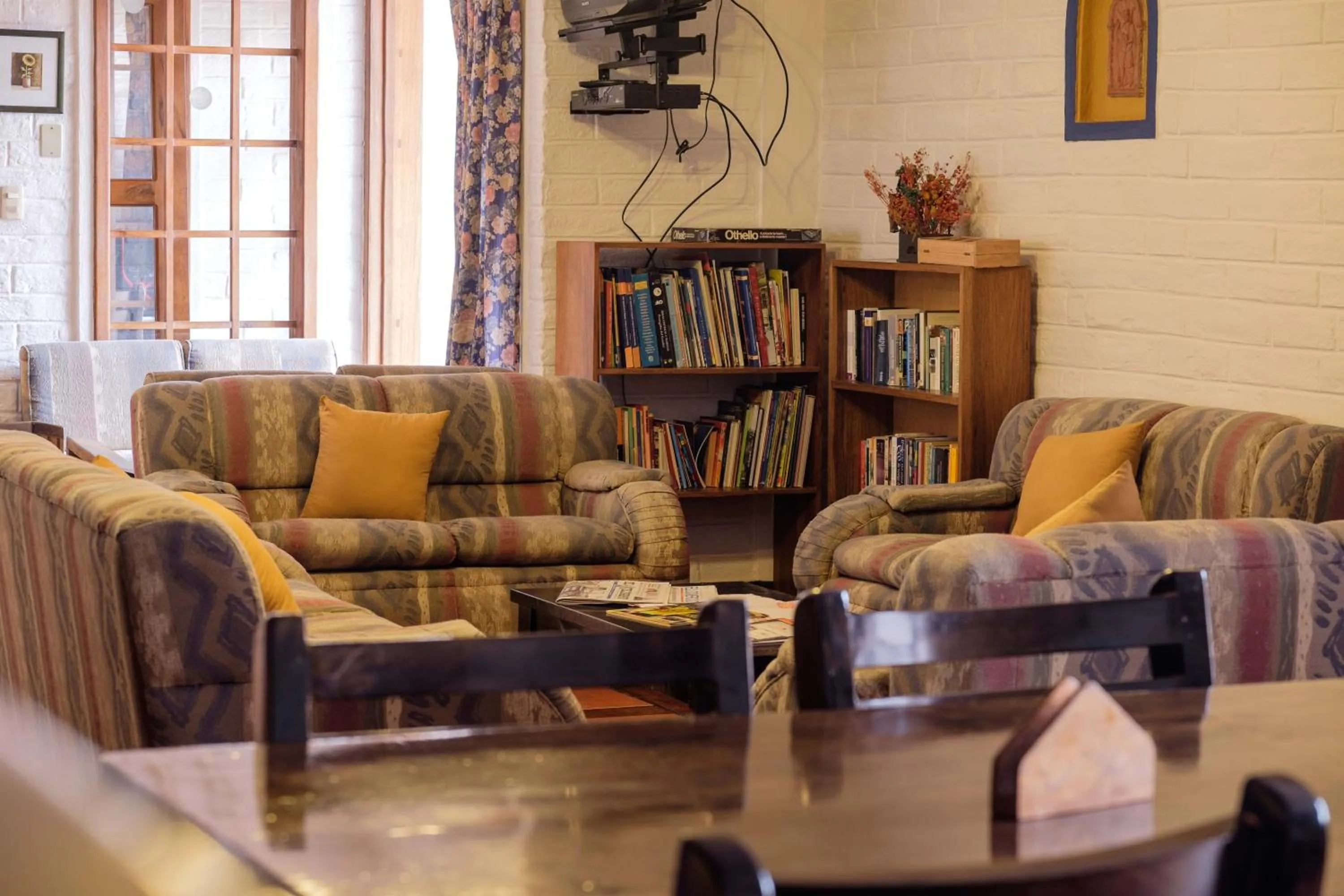 Communal lounge/ TV room in Apartamentos Los Quipus