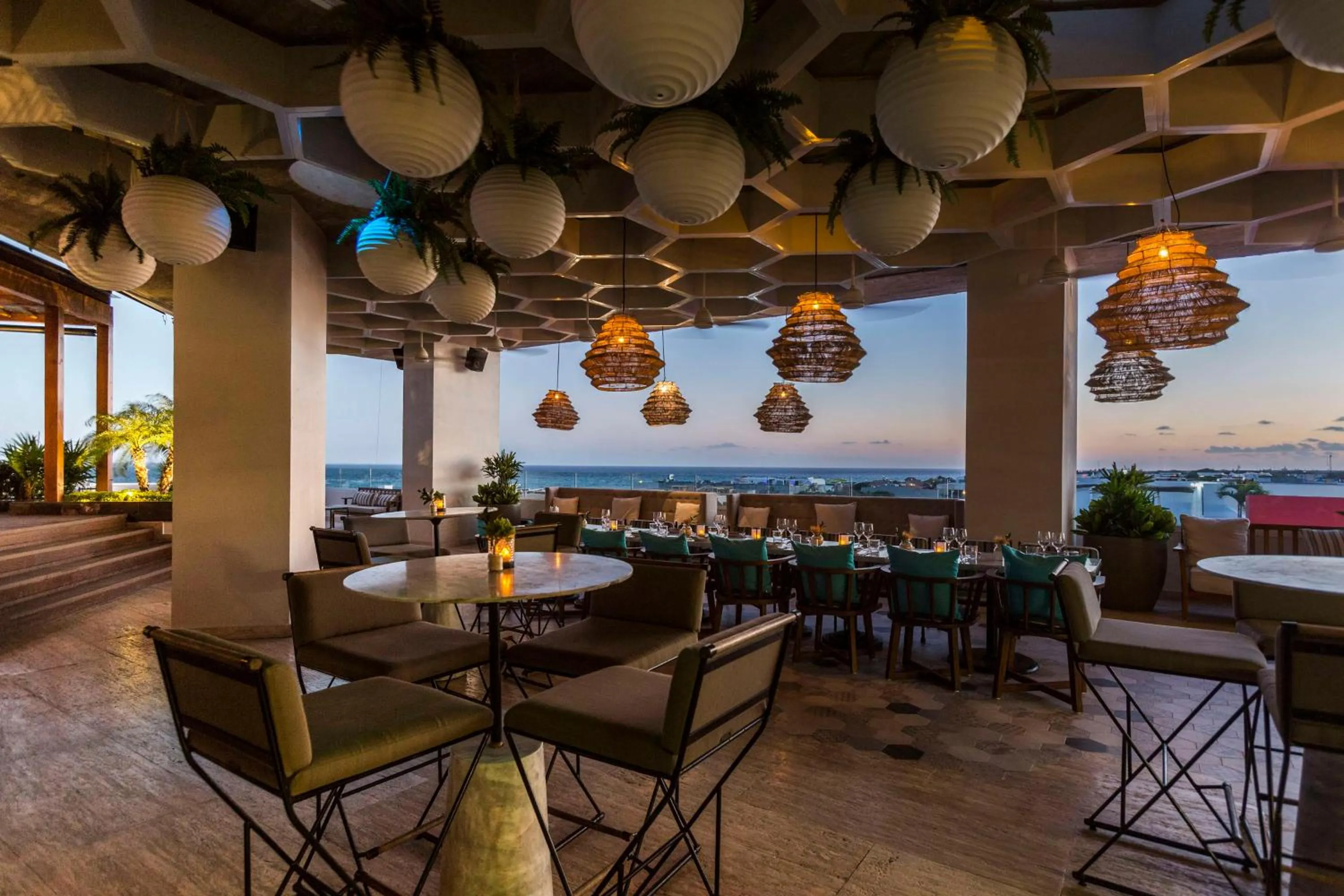 Restaurant/places to eat in Thompson Playa Del Carmen Main House, by Hyatt