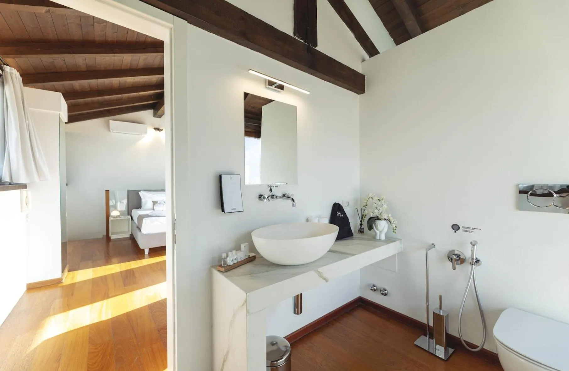 Bathroom in Hi Room vicolo del vò