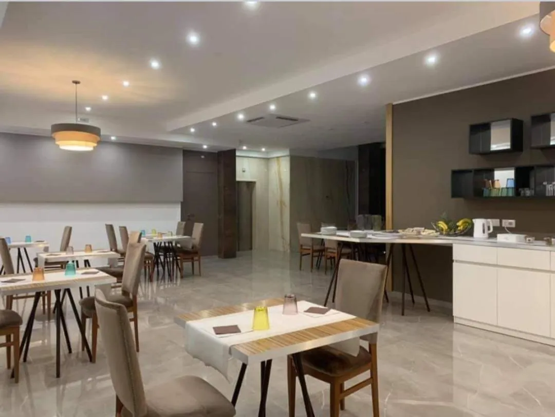 Lounge or bar in Hotel Posidonia