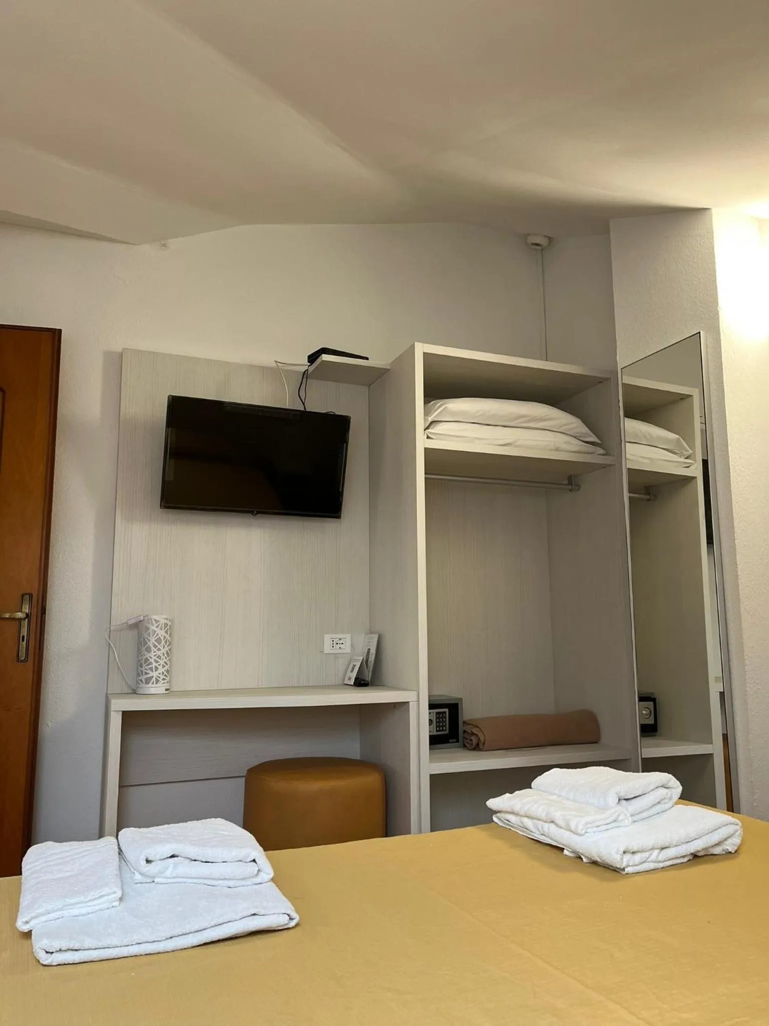 Bed in Hotel Villa Costa