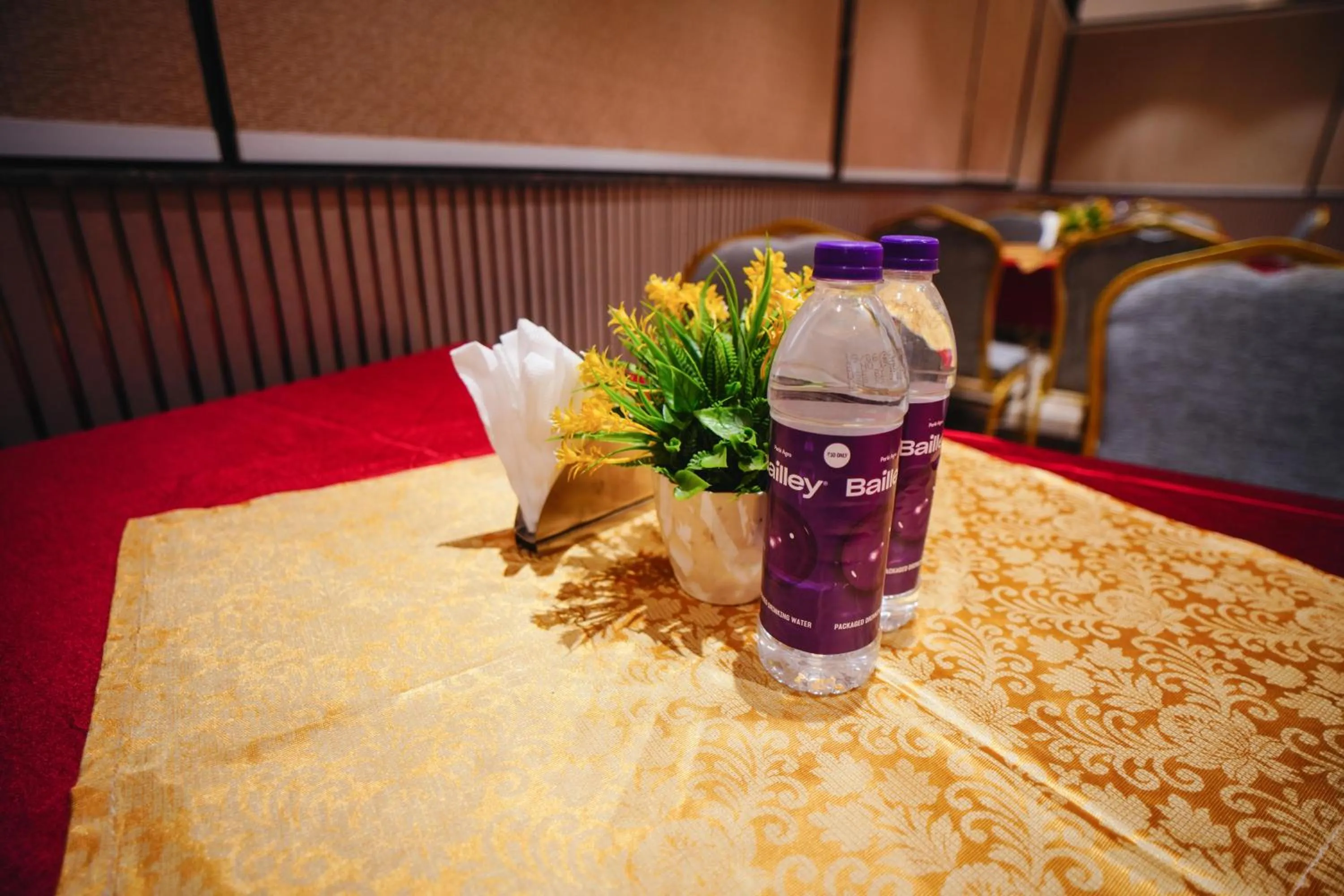 Hari's Court Inns & Hotels