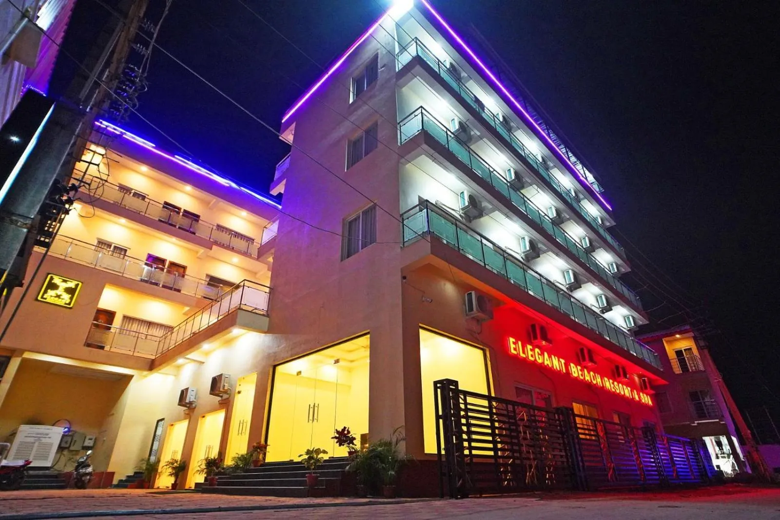 Property building in Elegant Beach Resort