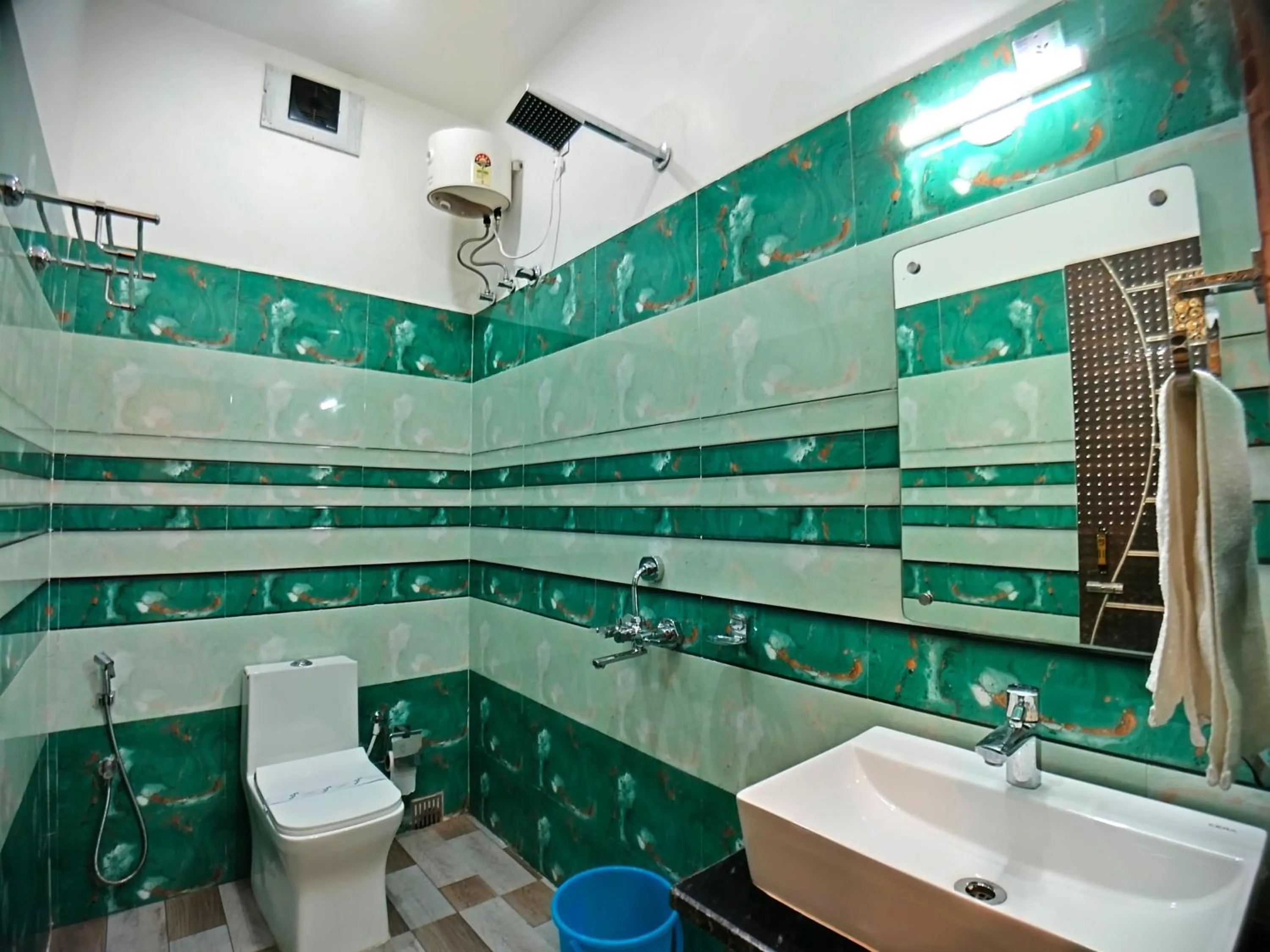 Shower in Elegant Beach Resort