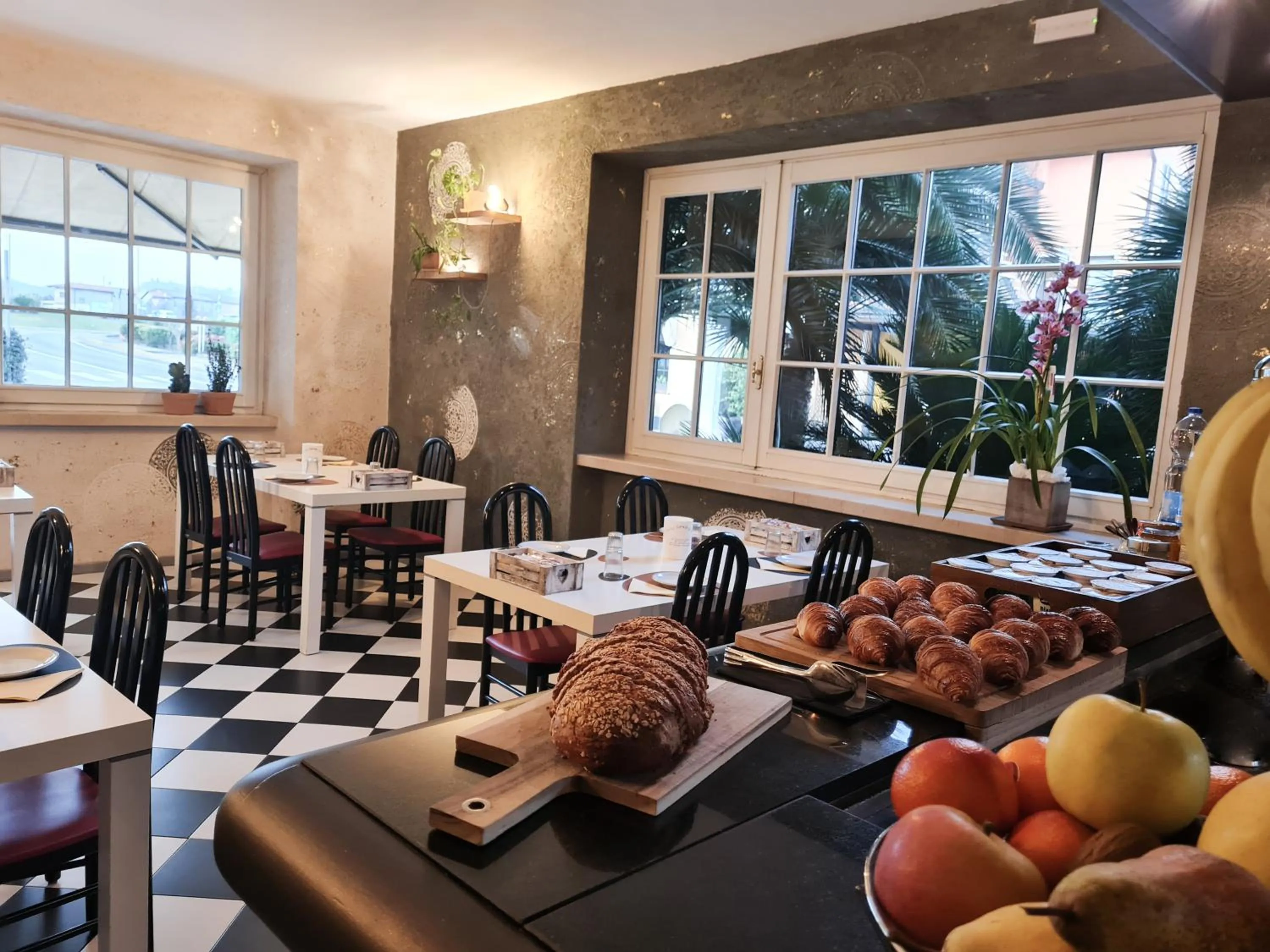 Breakfast in Albergo B&B Tenesi