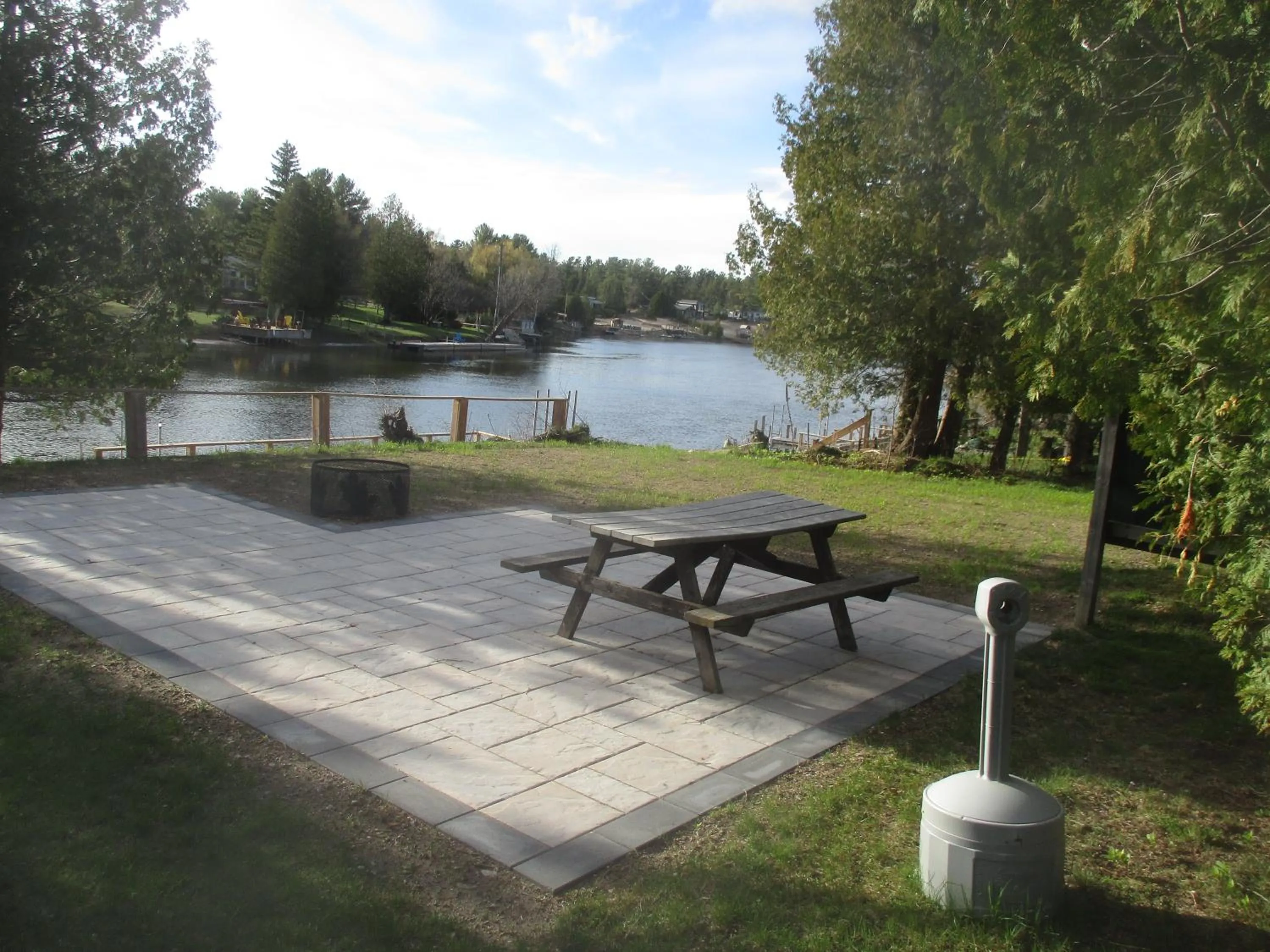 Property building in Sauble River Marina and Lodge Resort
