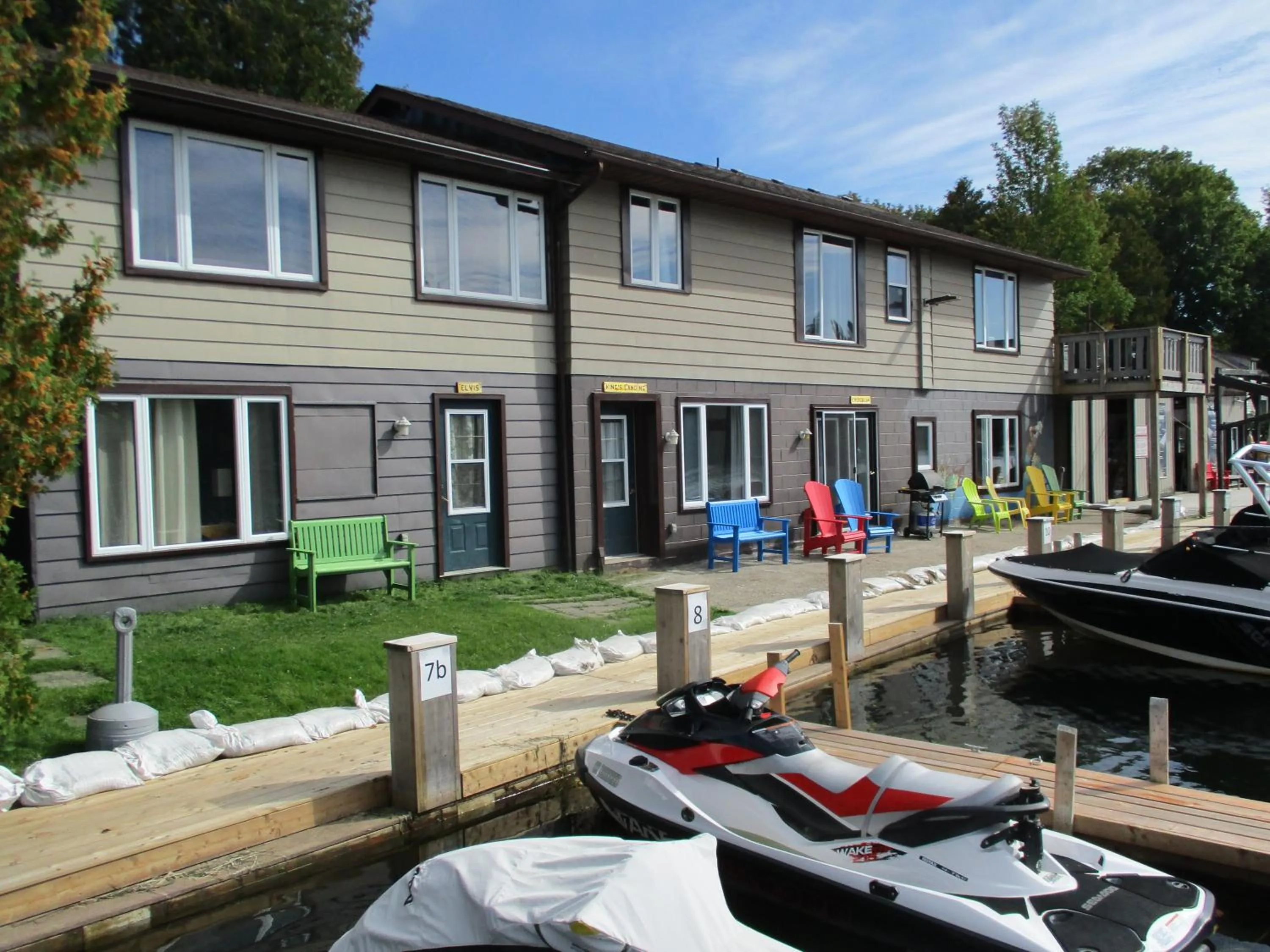 Property building in Sauble River Marina and Lodge Resort